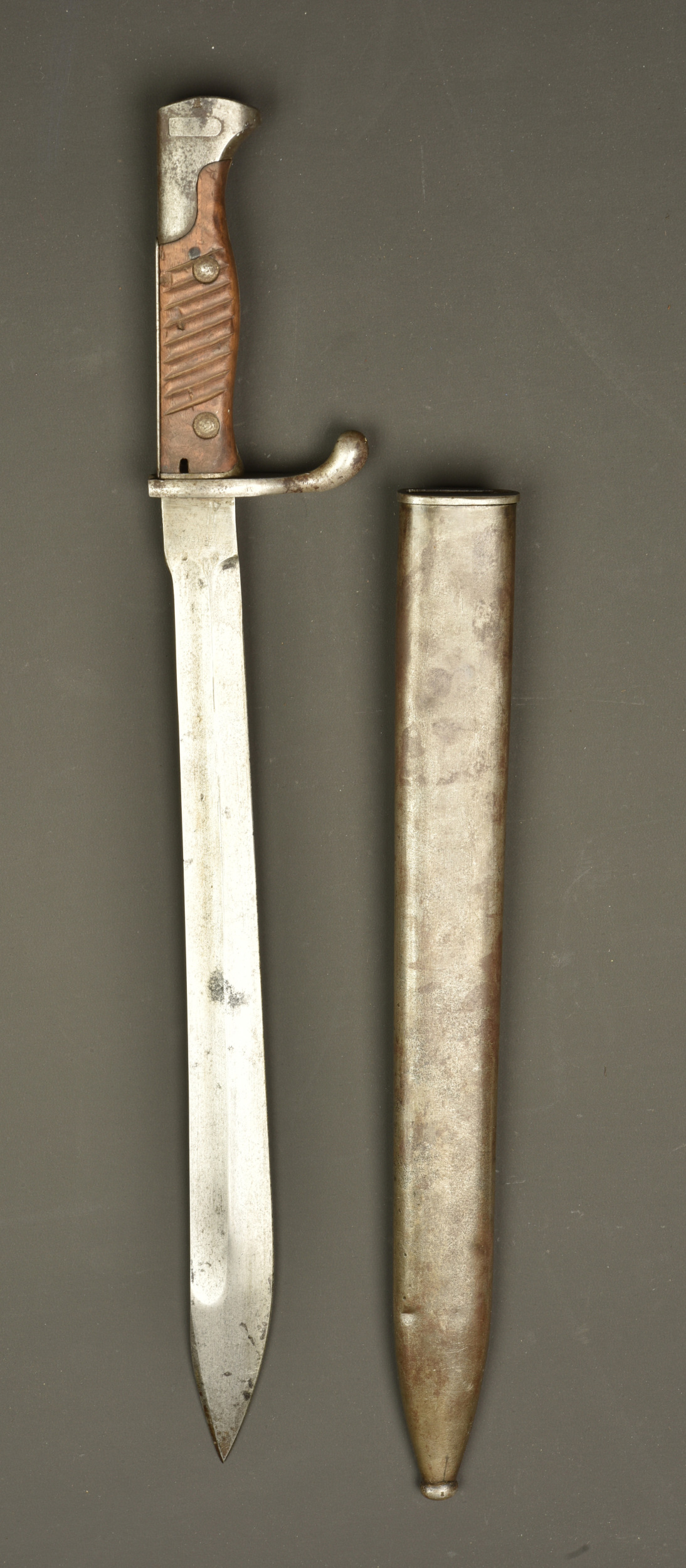 Baïonnette allemande 98-05 dents de scie meulées. German 98/05 bayonet with ground sawback — photo 6