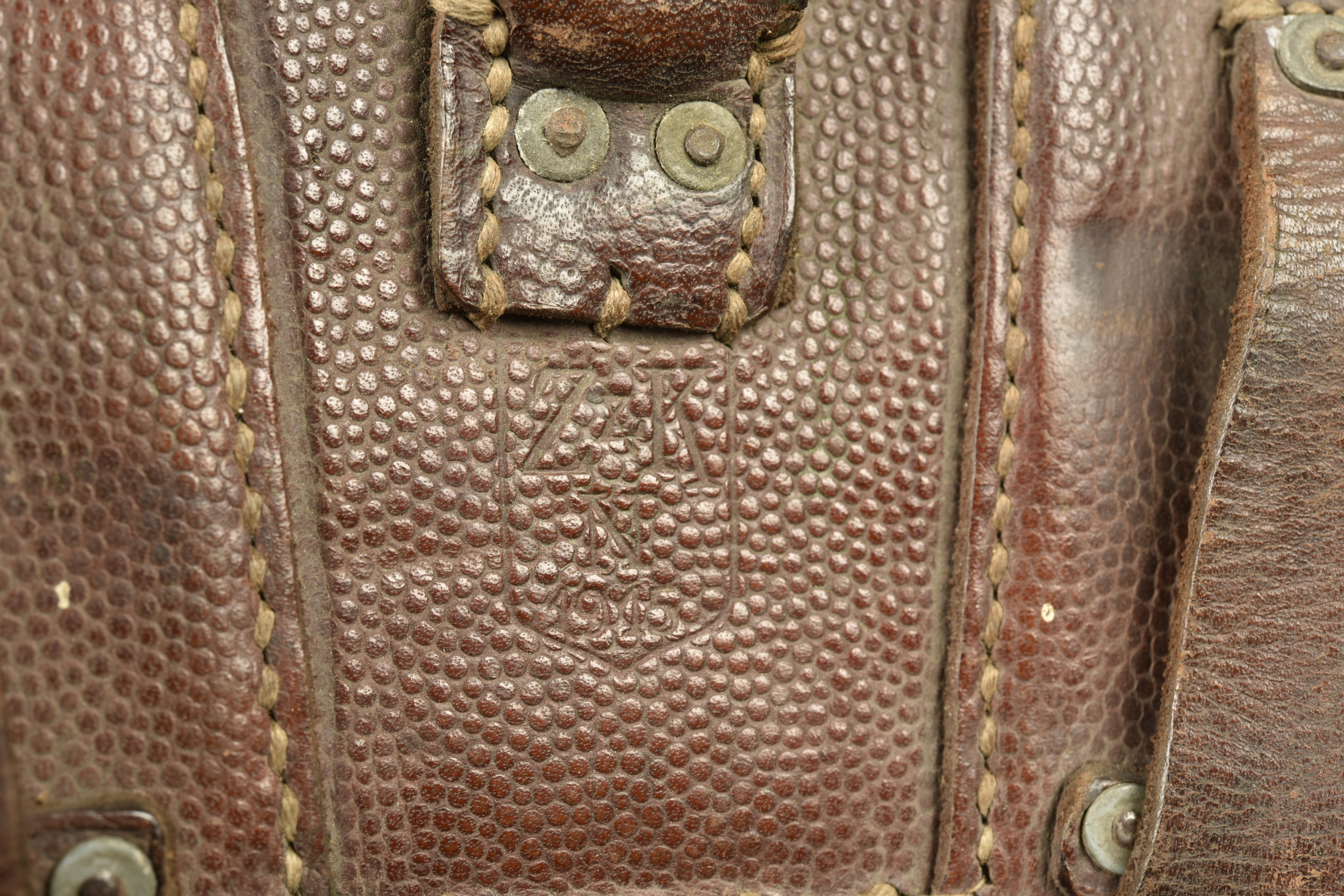 Lot de 2 cartouchières allemandes M1909. Lot of two German Model 1909 ammunition pouches — photo 2