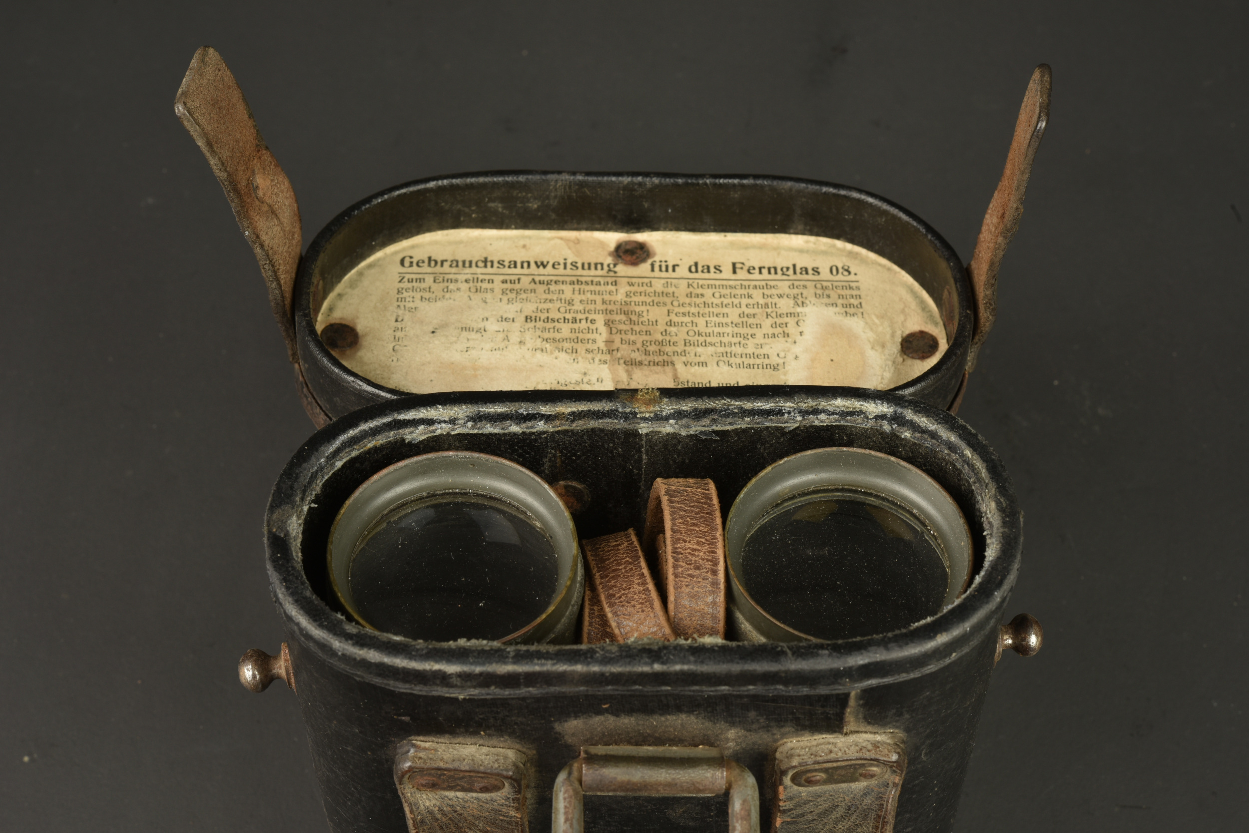 Jumelles et porte carte allemands. German binoculars and map case — photo 3
