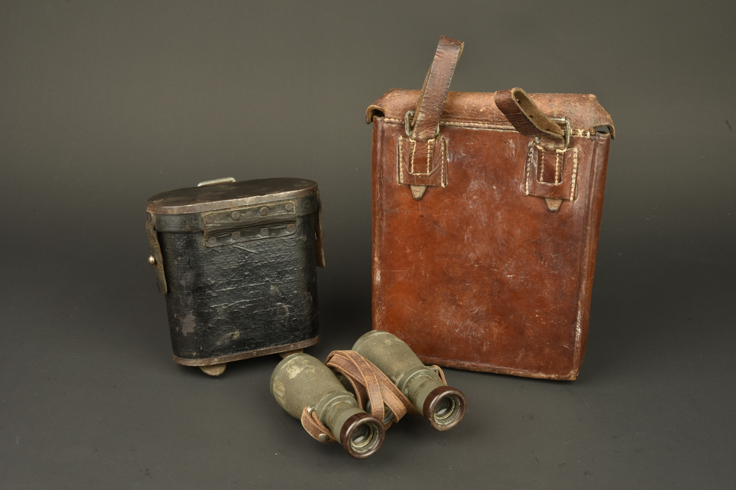 Jumelles et porte carte allemands. German binoculars and map case — photo 6