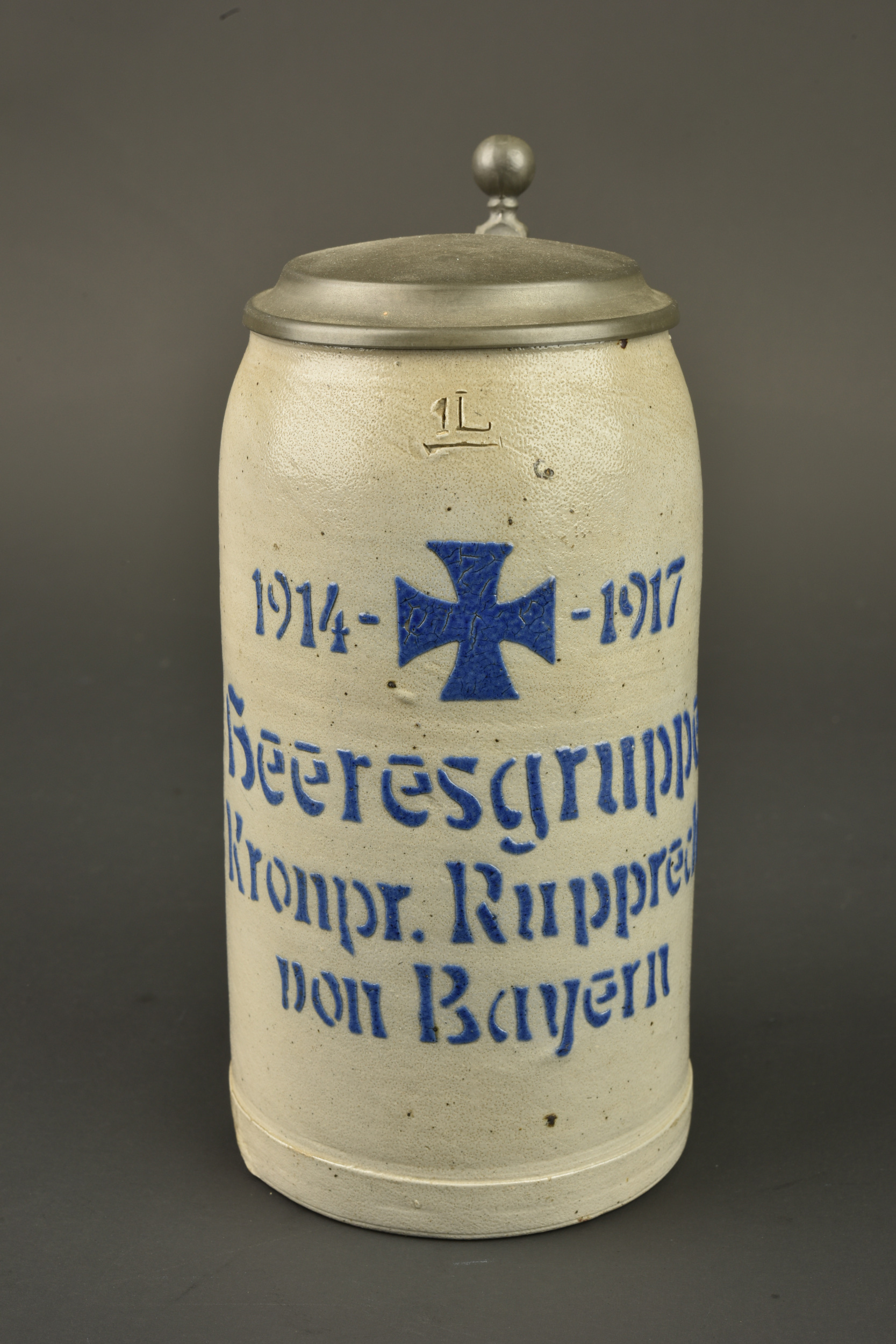 Chope en grès Kronprinz Rupprecht von Bayern 1917. Stoneware stein Kronprinz Rupprecht von Bayern 1917 — photo 1