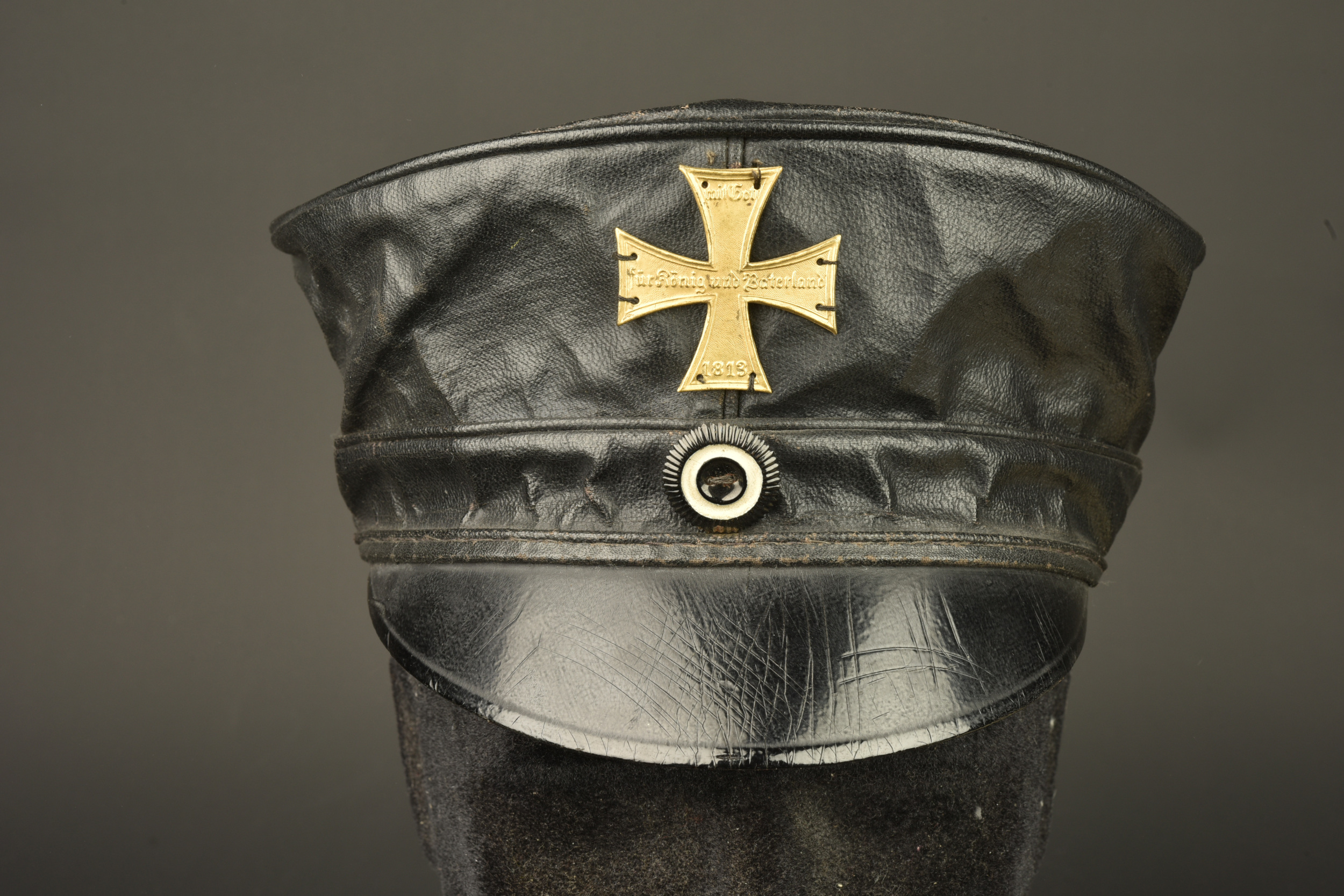 Casquette de Landsturm prussien en toile cirée. Prussian Landsturm visor cap in oilcloth — photo 1