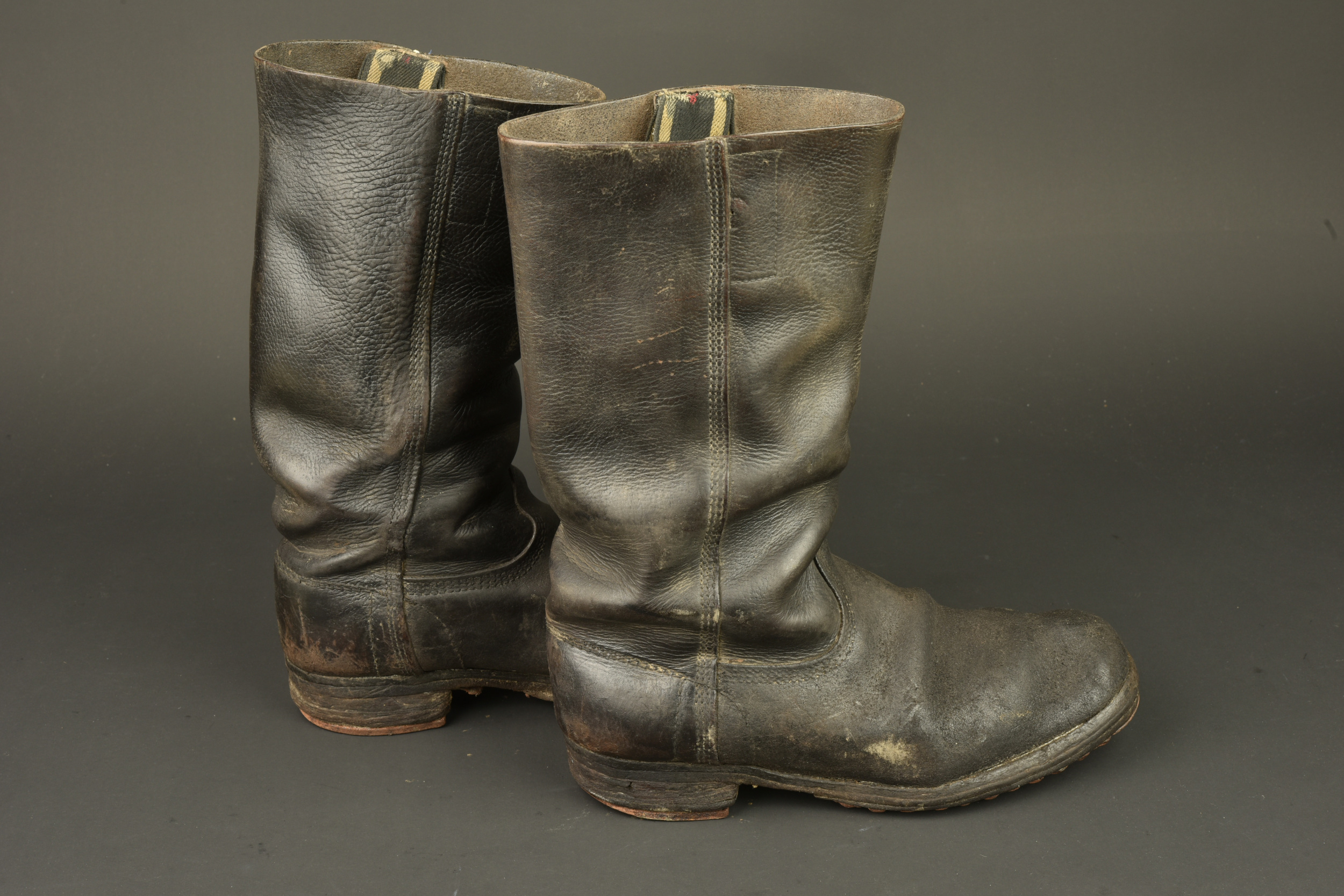 Paire de bottes allemandes. Pair of German boots — photo 4