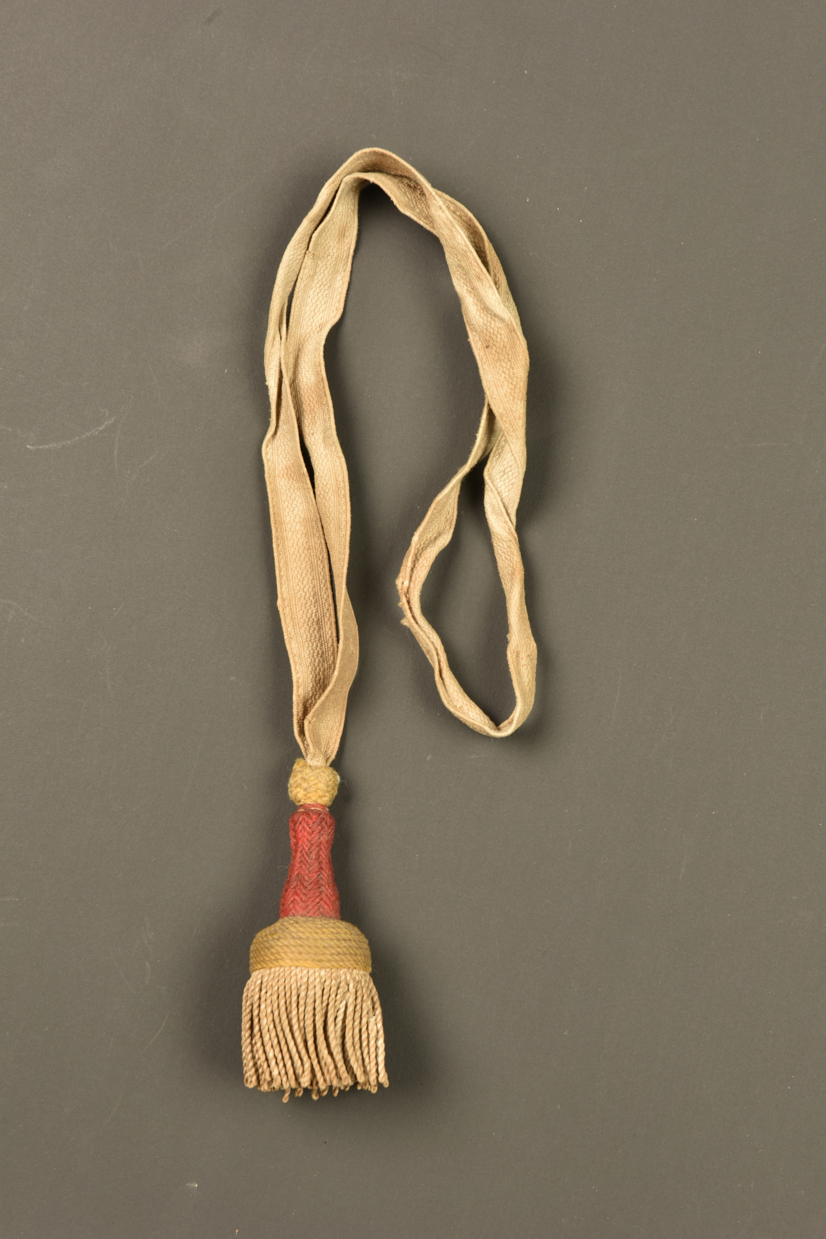 Dragonne pour 7e Compagnie troupes à pied. Sword knot for 7th Company infantry troops — photo 1