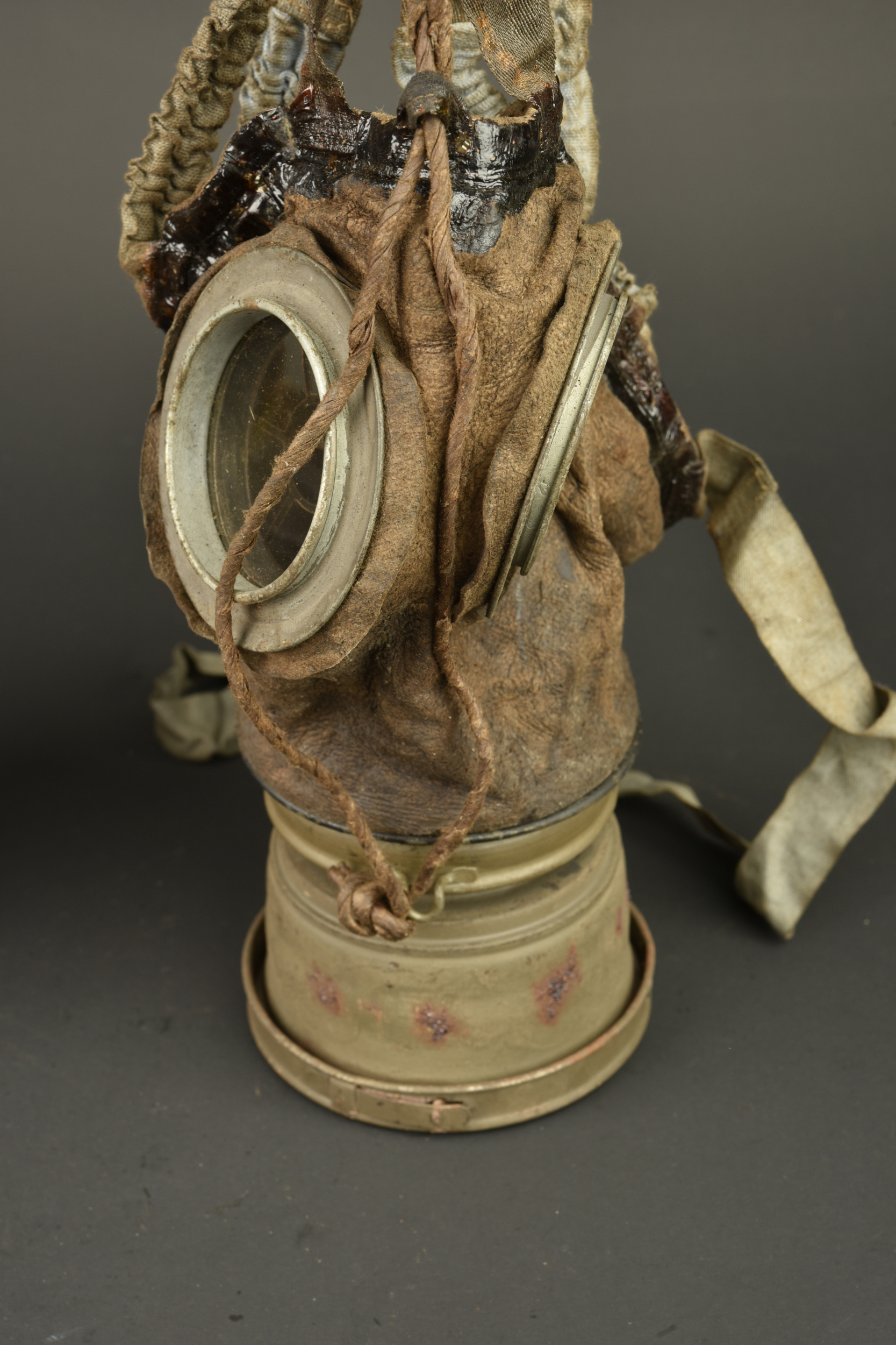 Masque anti gaz allemand Lederschutzmaske 1917. German Lederschutzmaske 1917 gas mask — photo 5