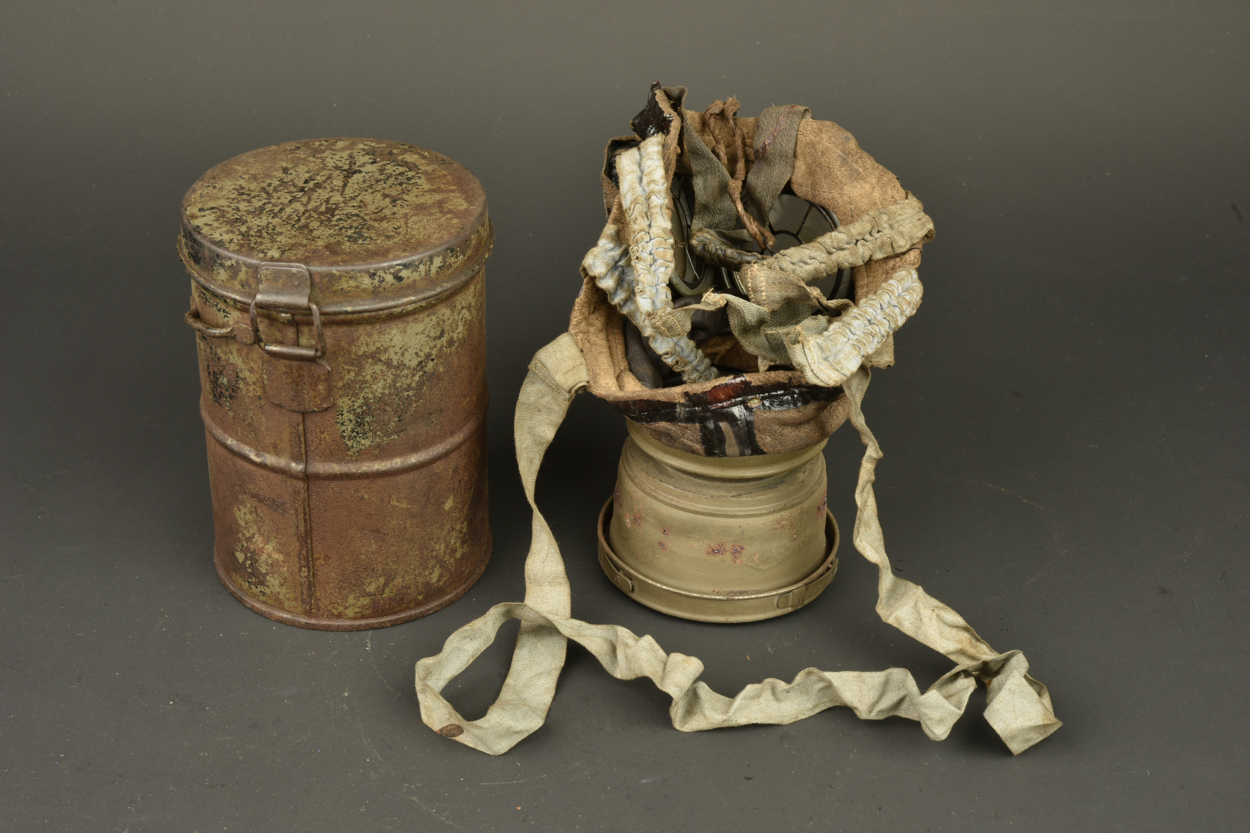Masque anti gaz allemand Lederschutzmaske 1917. German Lederschutzmaske 1917 gas mask — photo 7