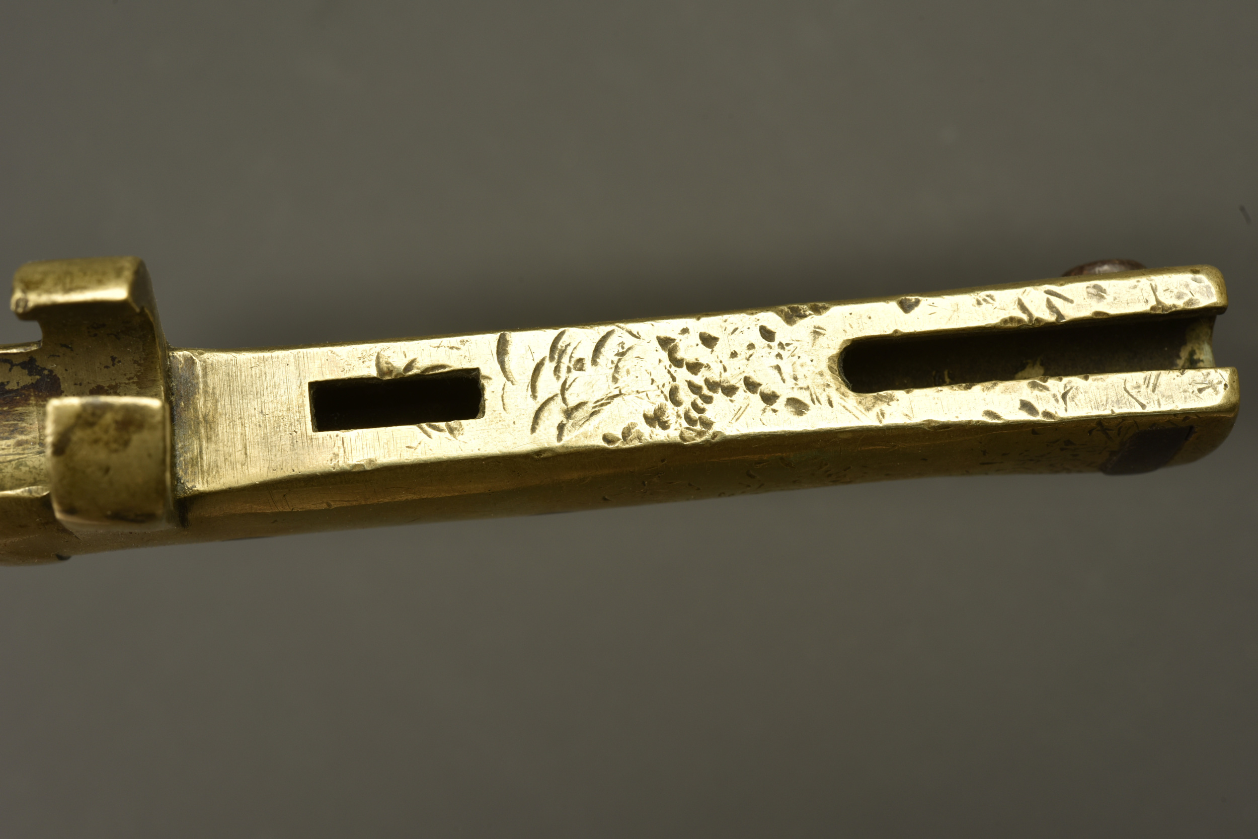 Baïonnette ersatz EB21 à poignée laiton. Ersatz bayonet EB21 with brass hilt — photo 3