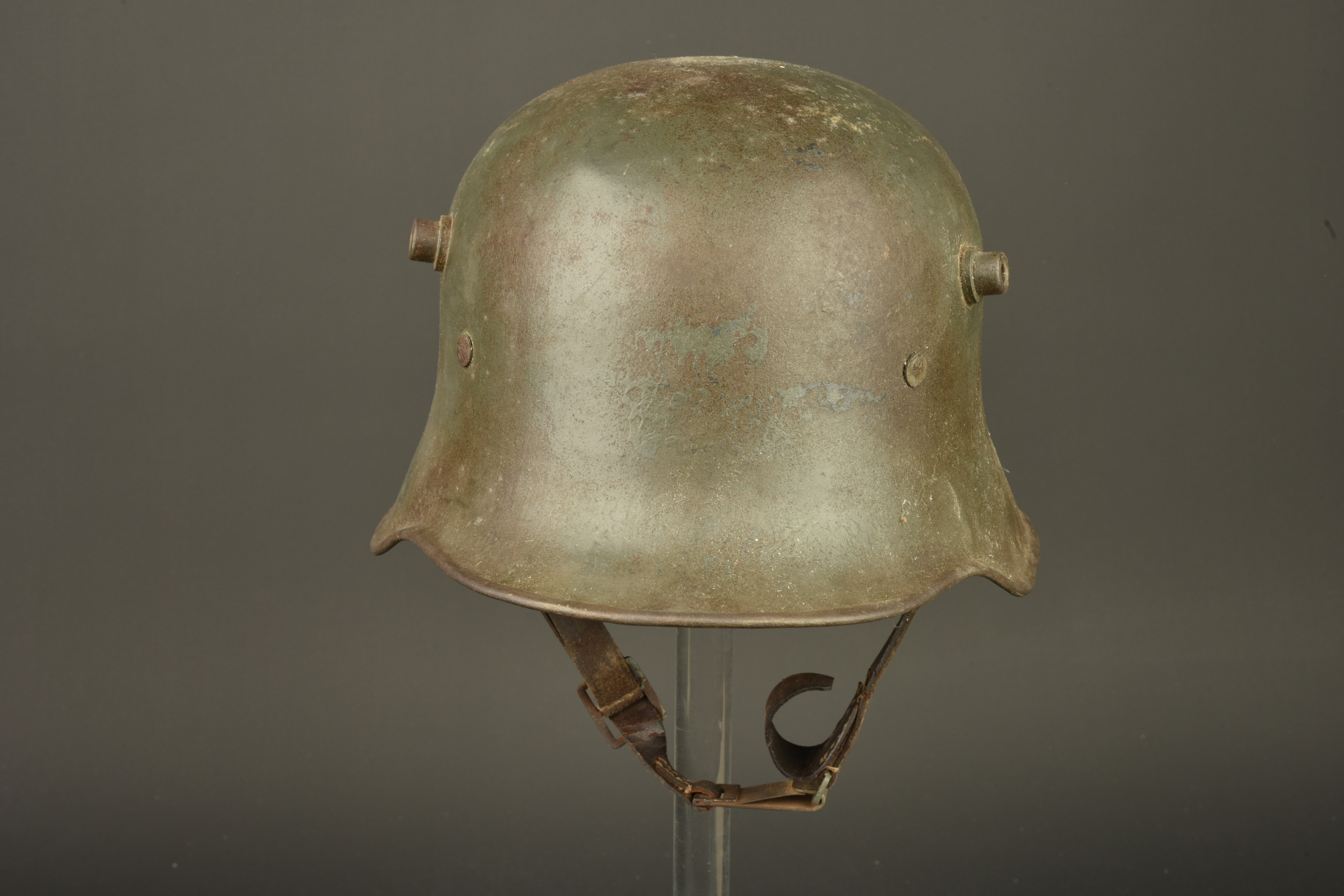 Casque allemand Stahlhelm M1918. German Model 1918 Stahlhelm helmet — photo 1