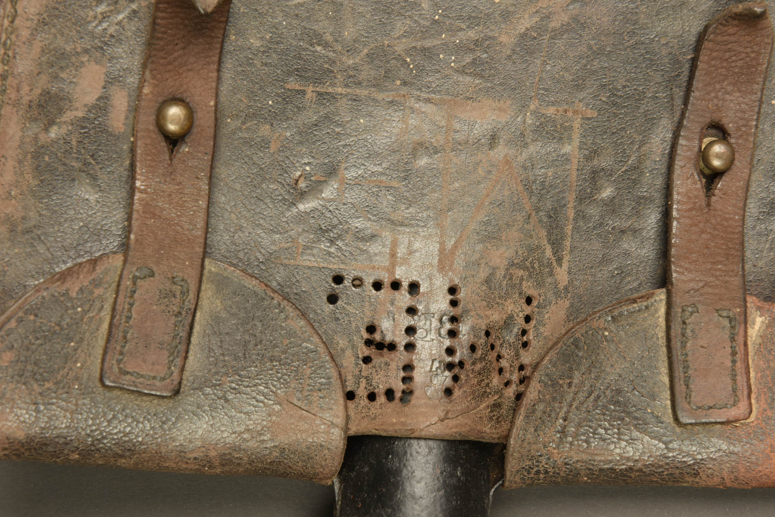 Pelle de Pionnier allemand avec son étui cuir. German Pioneer shovel with leather carrier — photo 3