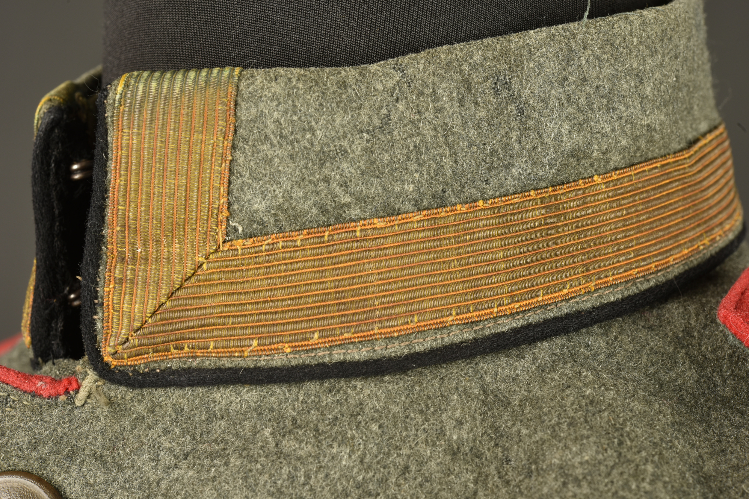 Feldrock 07-14 d'un sous officier du 49 Feldartillerie du Württemberg. Model 1907/14 Feldrock tunic of a non-commissioned officer of the 49th Württemberg Field Artillery Regiment. — photo 9
