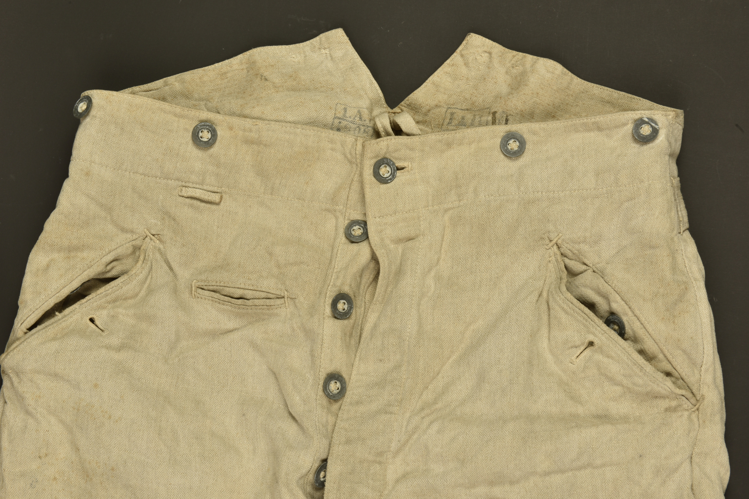 Veste et pantalon de travail du Garde Feld Artillerie Regiment Nr 1. Work jacket and trousers of the Guard Field Artillery Regiment No. 1. — photo 7