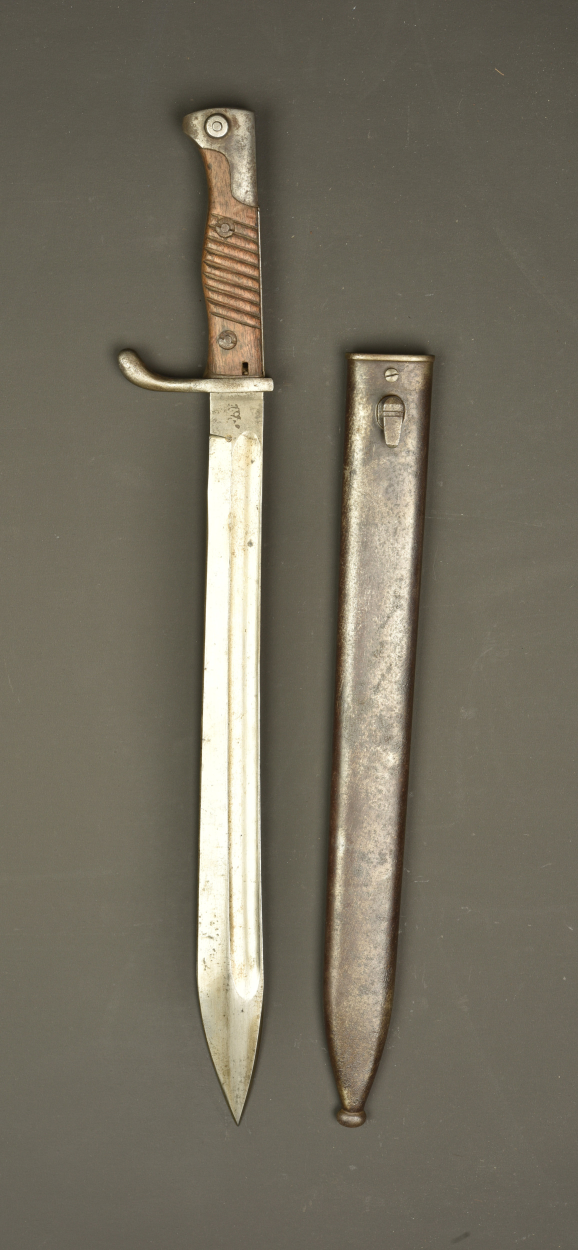 Baïonnette allemande 98-05. German 98-05 bayonet. — photo 1