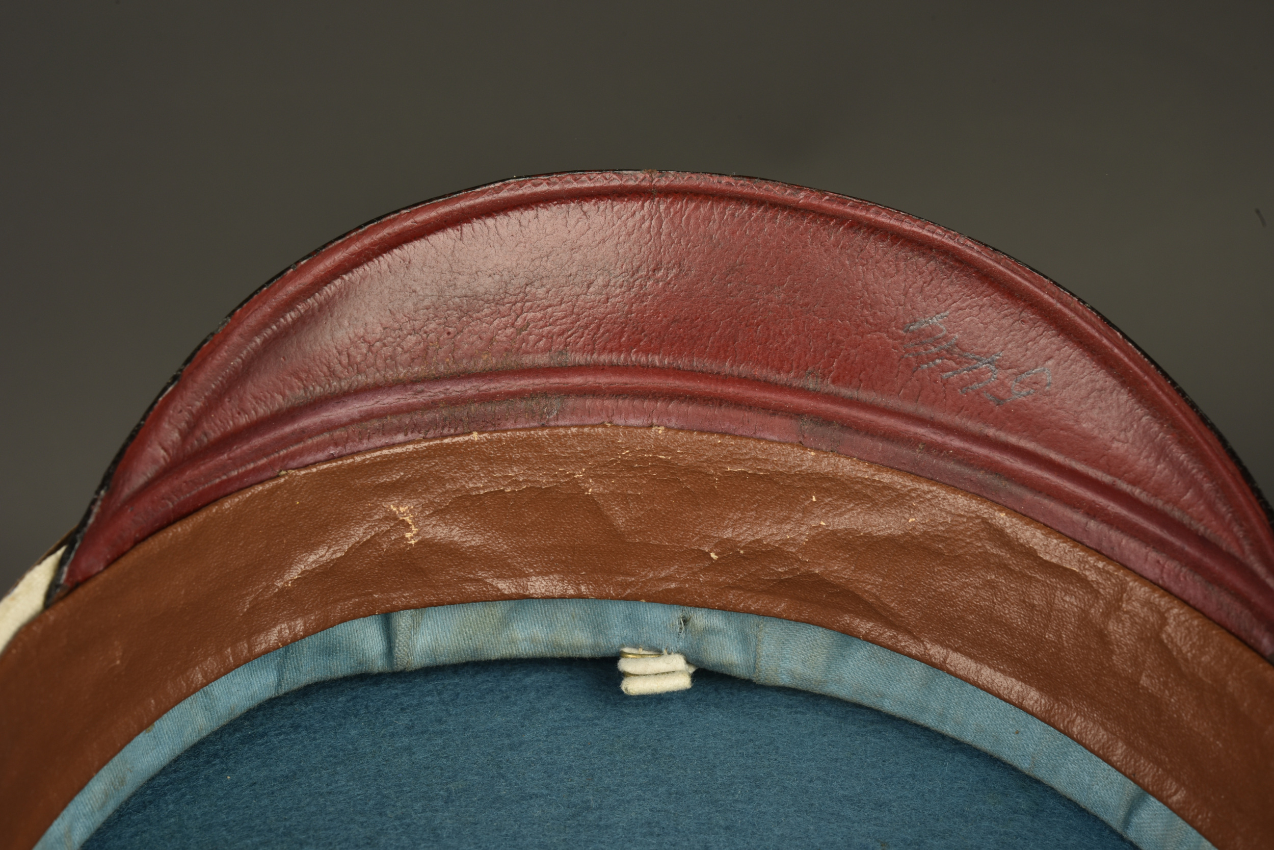 Casquette de sous-officier Sanitaire bavarois. Bavarian medical NCO visor cap. — photo 2