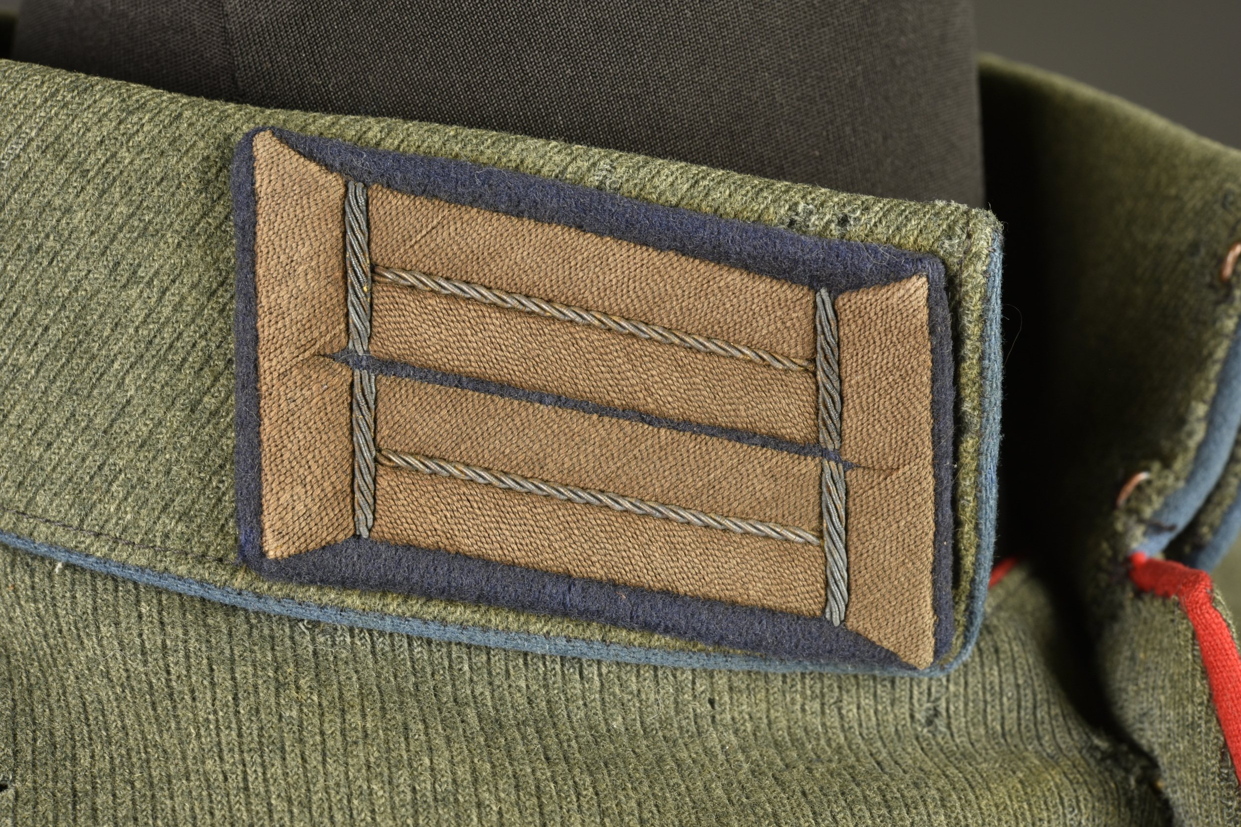 Tunique feldgrau d'un officier bavarois. Feldgrau tunic of a Bavarian officer. — photo 10