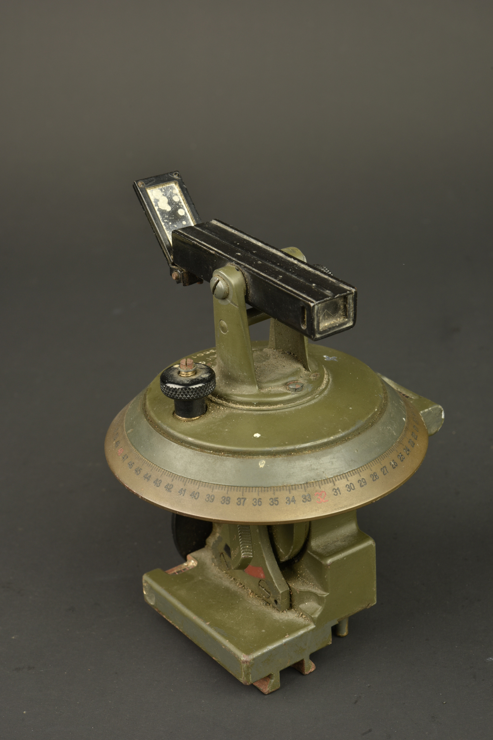 Dispositif pour tir indirect de mitrailleuse MG08. Indirect fire aiming device for MG08 machine gun. — photo 8