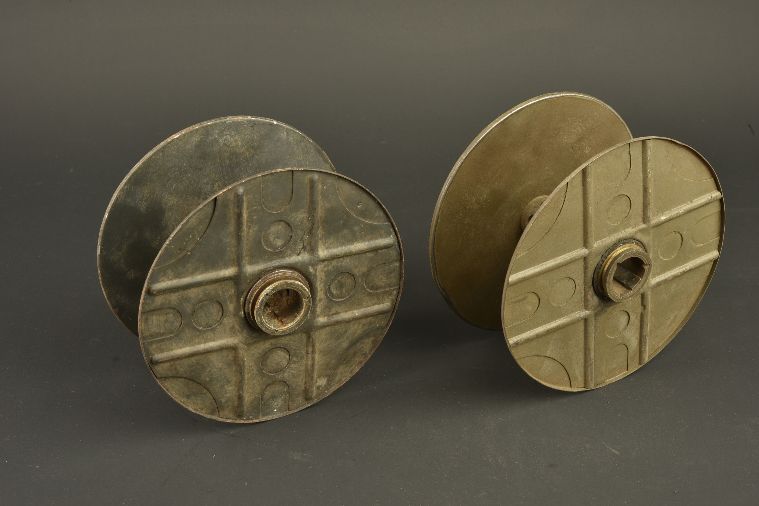 Lot de 2 rouleaux de chargeurs tambours de MG 08-15. Lot of two loading strips for MG08-15 drum magazines. — photo 5