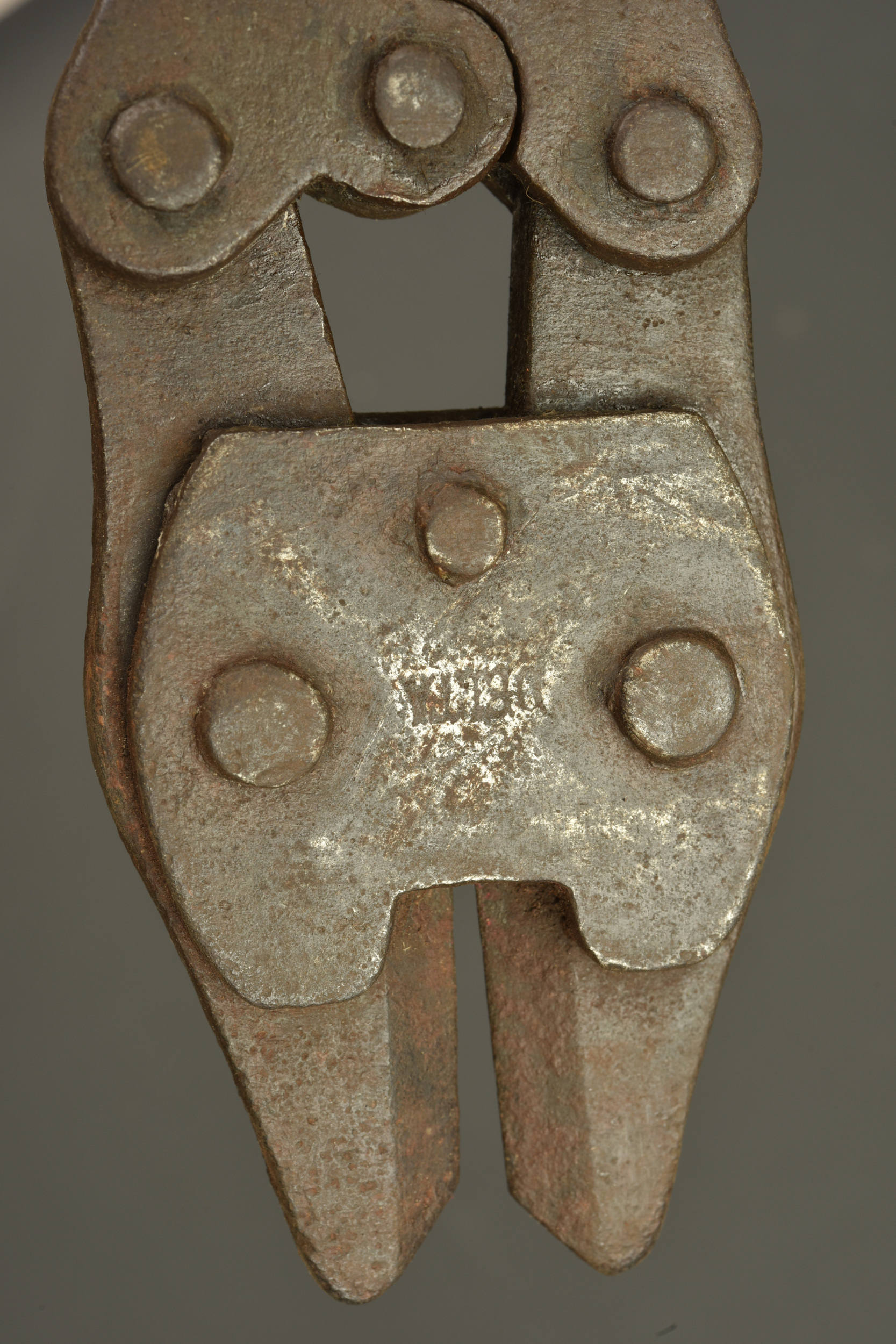 Pince coupante allemande dans son étui en toile. German wire cutters with canvas carrier — photo 2