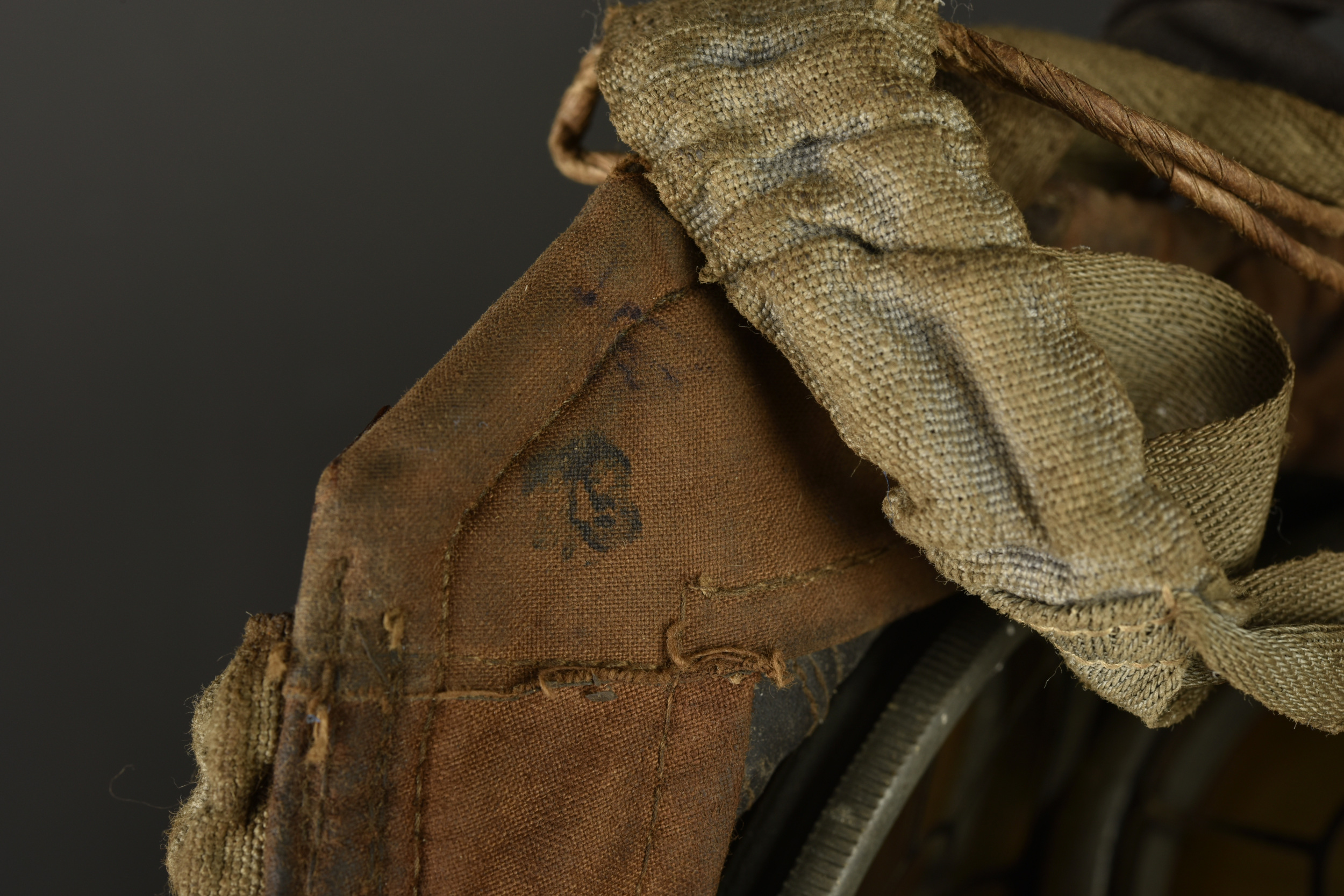 Masque anti gaz allemand Lederschutzmaske 1917. German Lederschutzmaske 1917 gas mask — photo 5