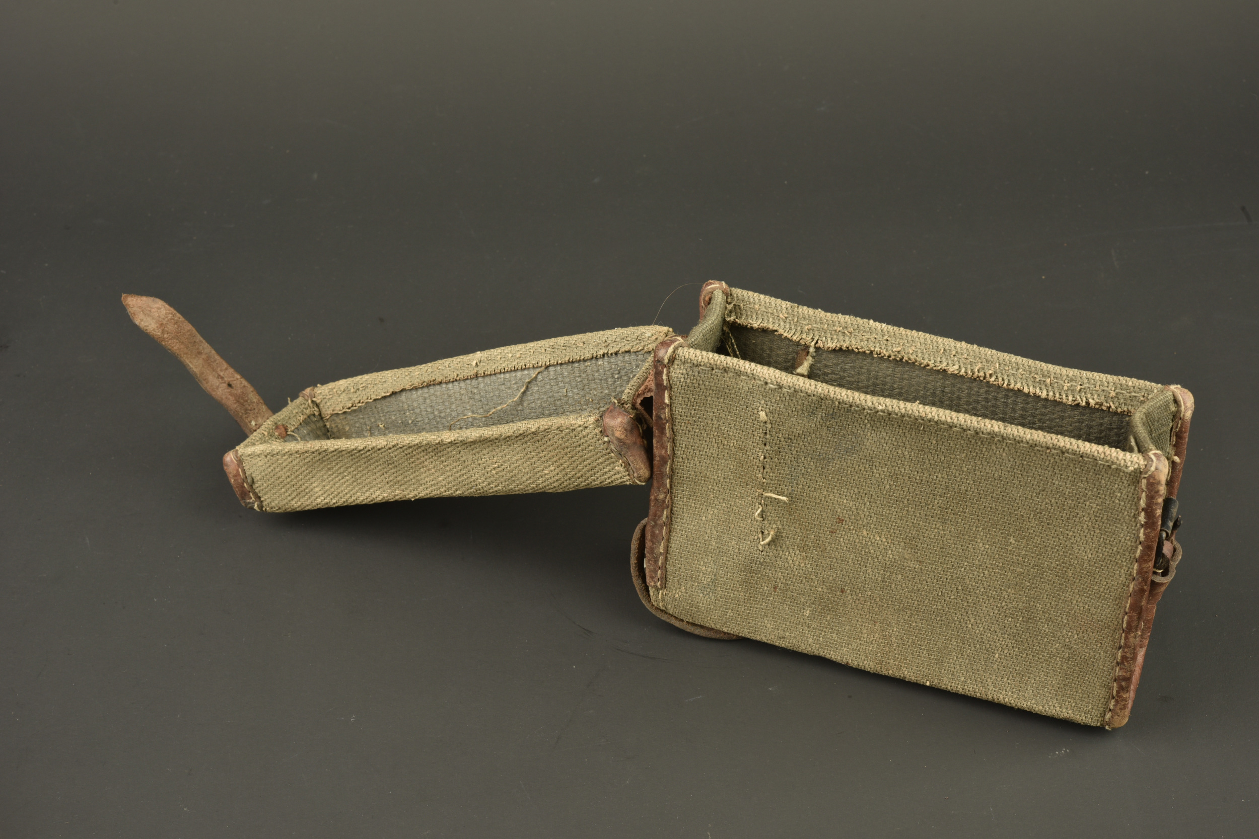 Etui ersatz pour coupleur de ligne allemand. Ersatz case for German line coupler — photo 4