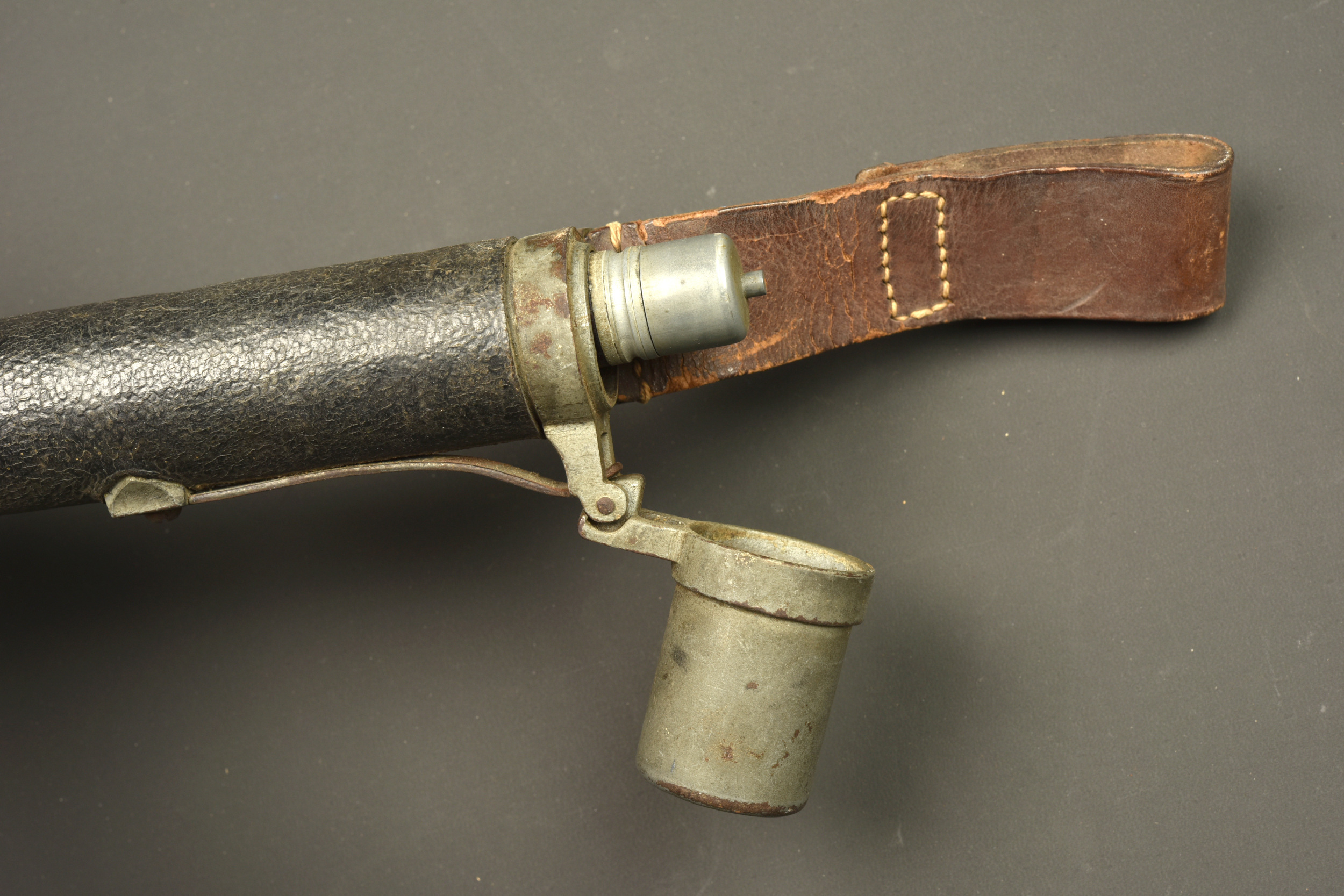 Fifre allemand avec son étui modèle 1915. German fife with its Model 1915 case — photo 5