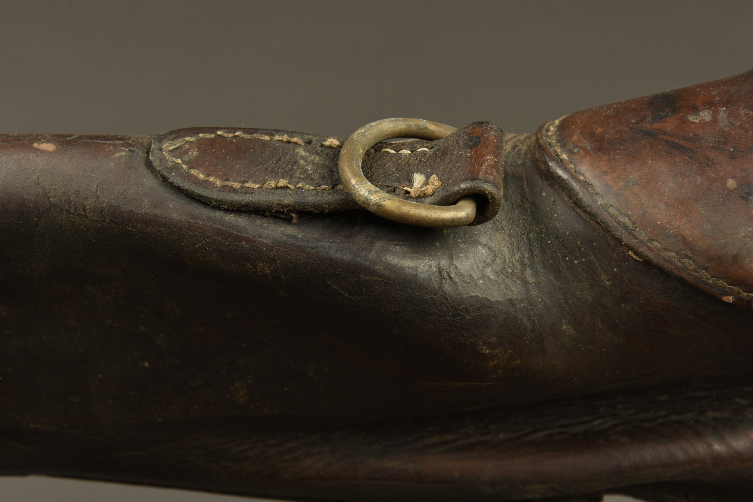 Etui pour fusil Enfield de cavalerie anglaise. Holster for British cavalry Enfield rifle — photo 2