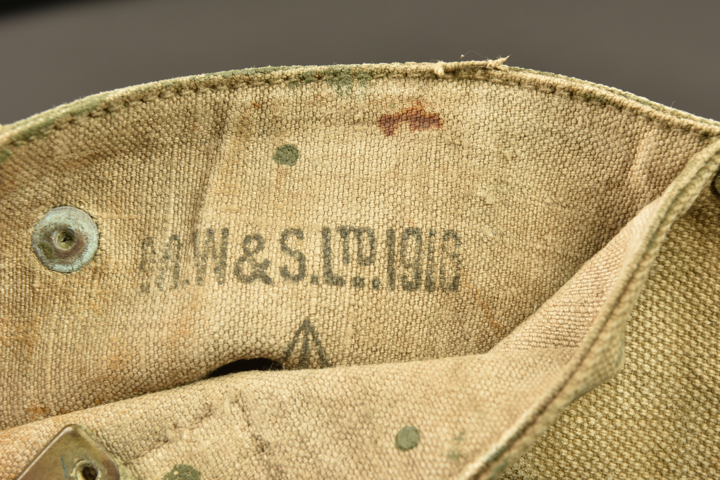 Banane porte outil individuel anglais en web. British webbing waist pouch for entrenching tool — photo 2