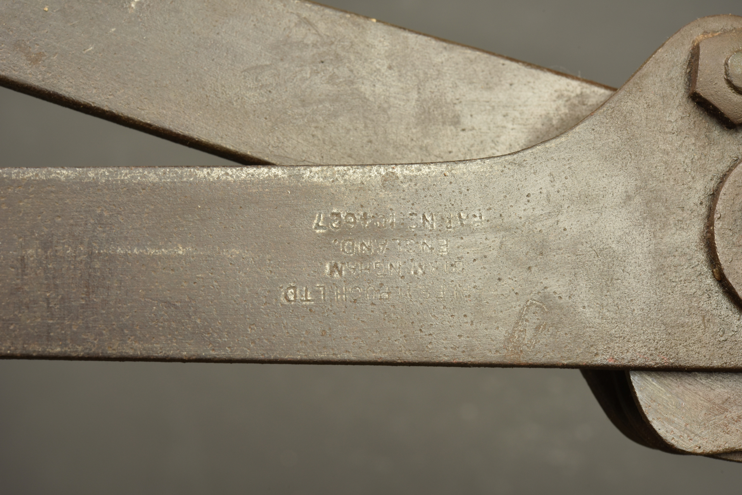 Lot anglais outil individuel et pinces. British lot including entrenching tool and wire cutters — photo 6