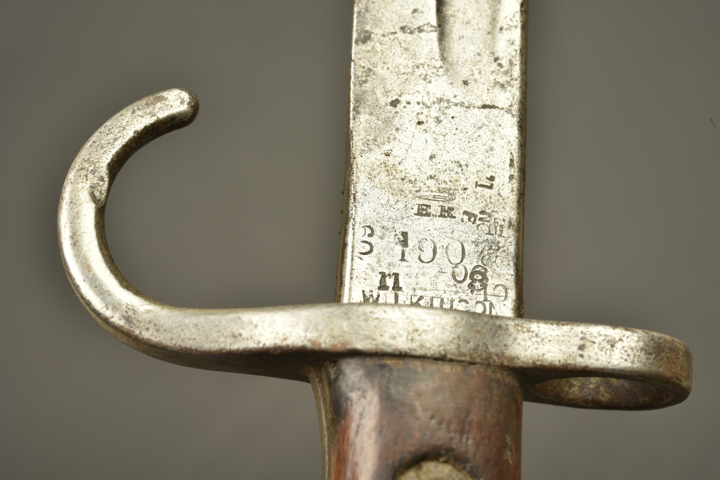 Baïonnette anglaise 1907 à quillon. British Pattern 1907 bayonet with hooked quillon — photo 2