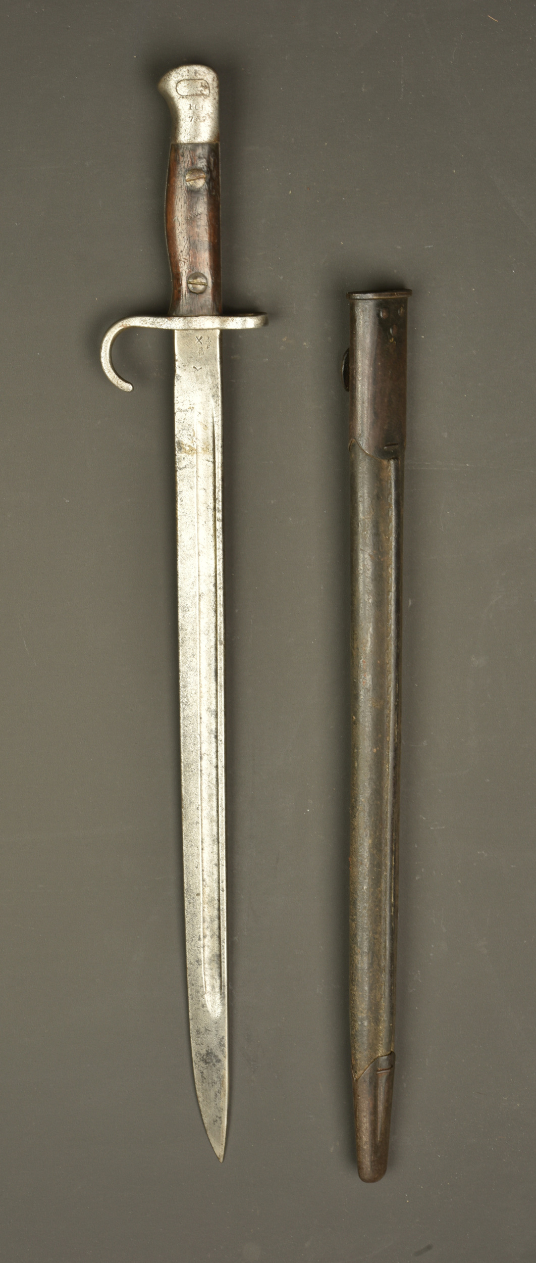 Baïonnette anglaise 1907 à quillon. British Pattern 1907 bayonet with hooked quillon — photo 5