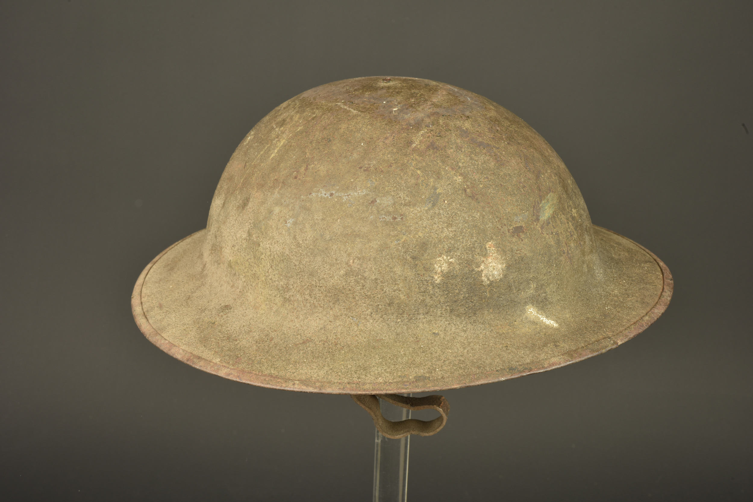 Casque anglais MkI, ceinture en web et cartouchière. British MkI helmet, web belt and ammunition pouch — photo 8