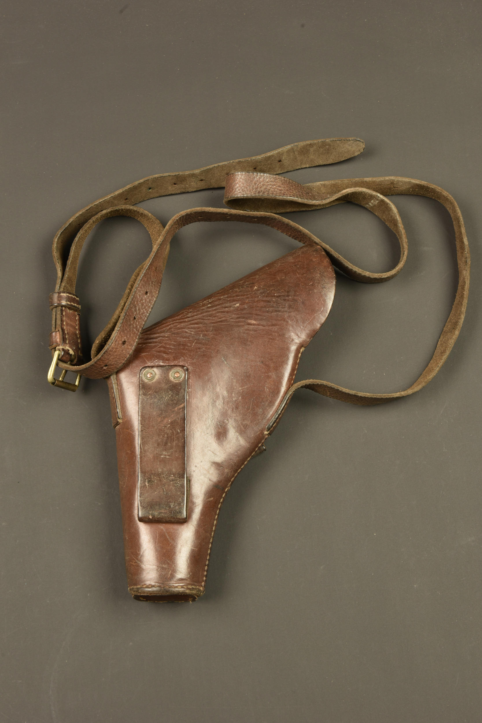 Lance fusée Webley et Scott dans son étui. Webley & Scott flare pistol in its holster — photo 2
