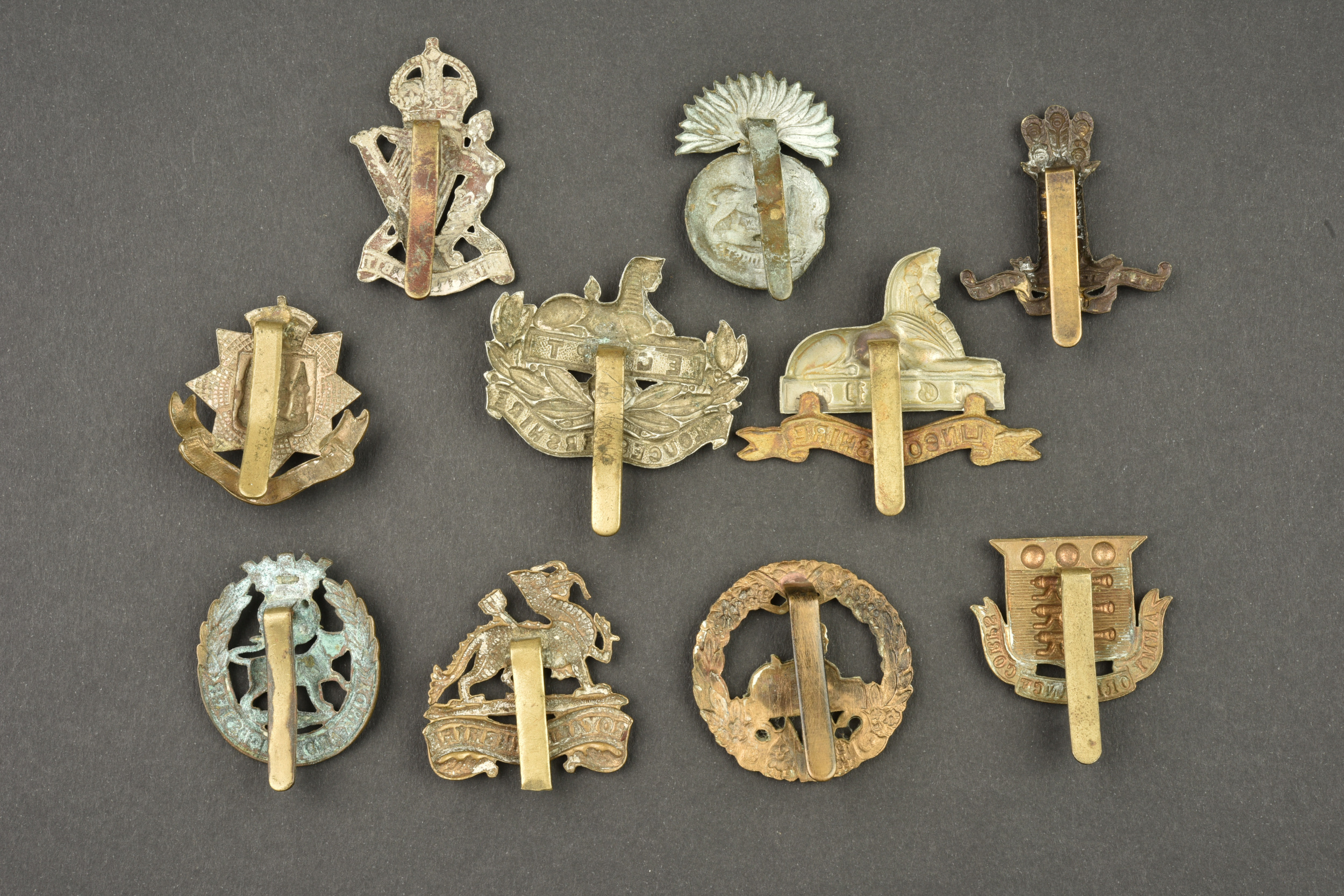 Lot de 10 insignes anglais d'infanterie. Lot of 10 British infantry badges — photo 2