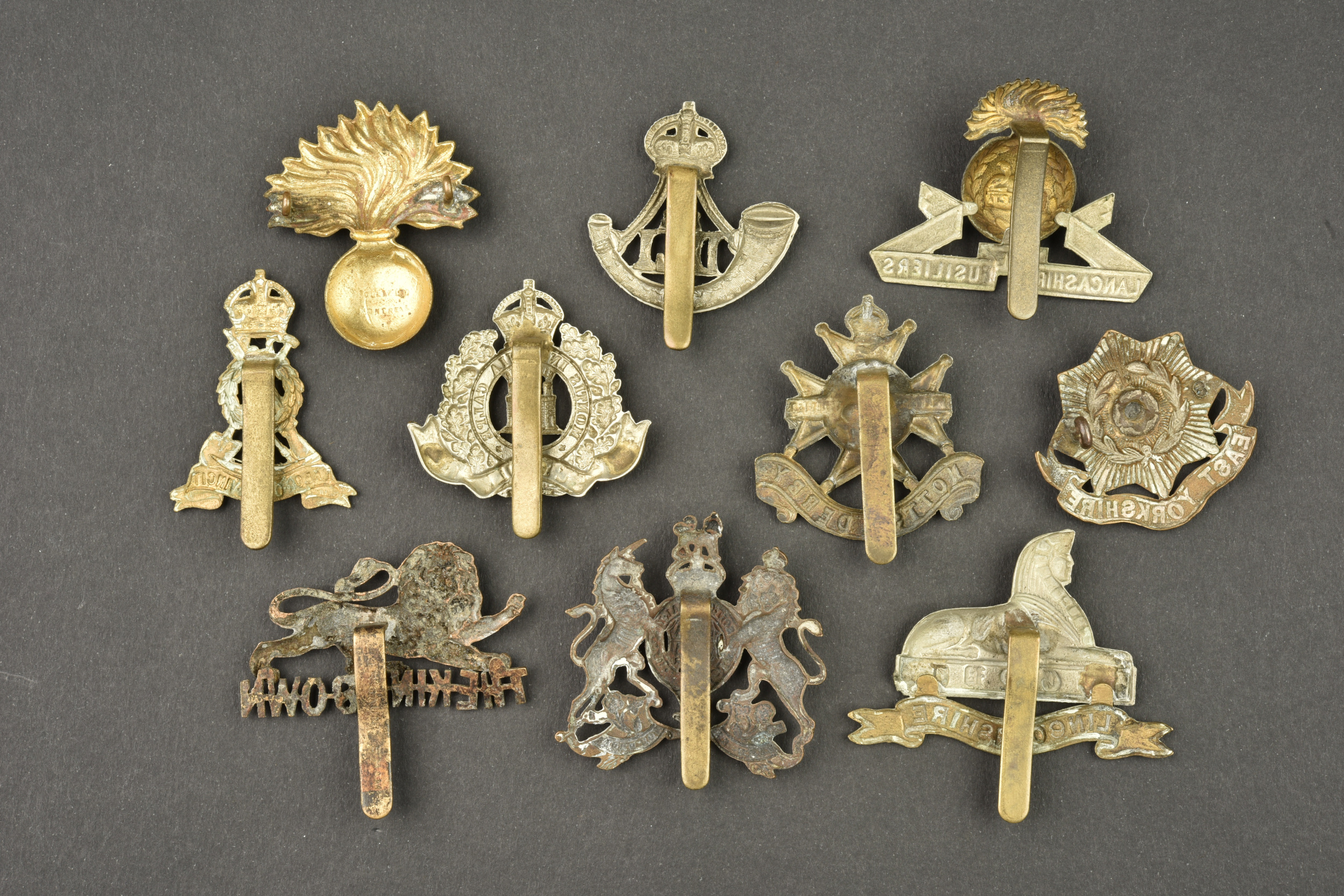 Lot de 10 insignes anglais. Lot of 10 British badges — photo 2