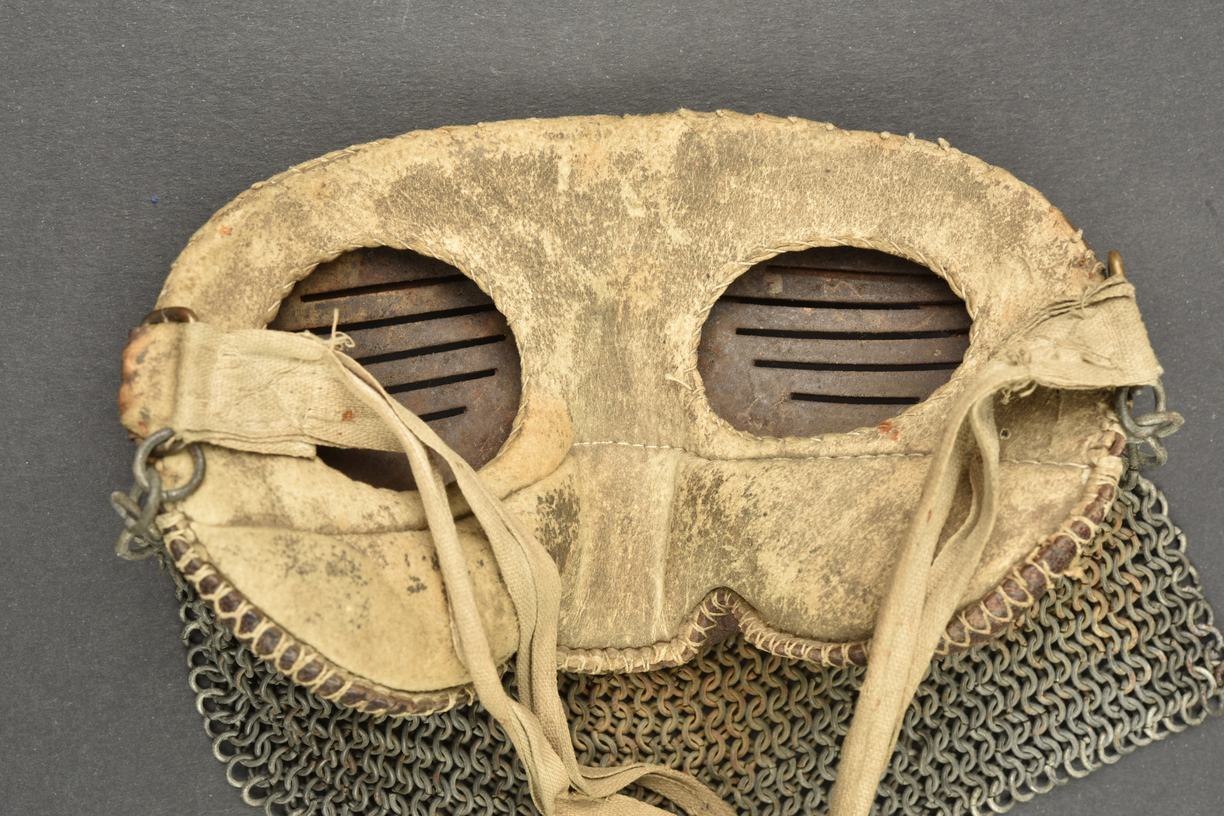 Masque pare éclats loup de tankiste anglais et français. British and French splinter masks for tank crews — photo 4
