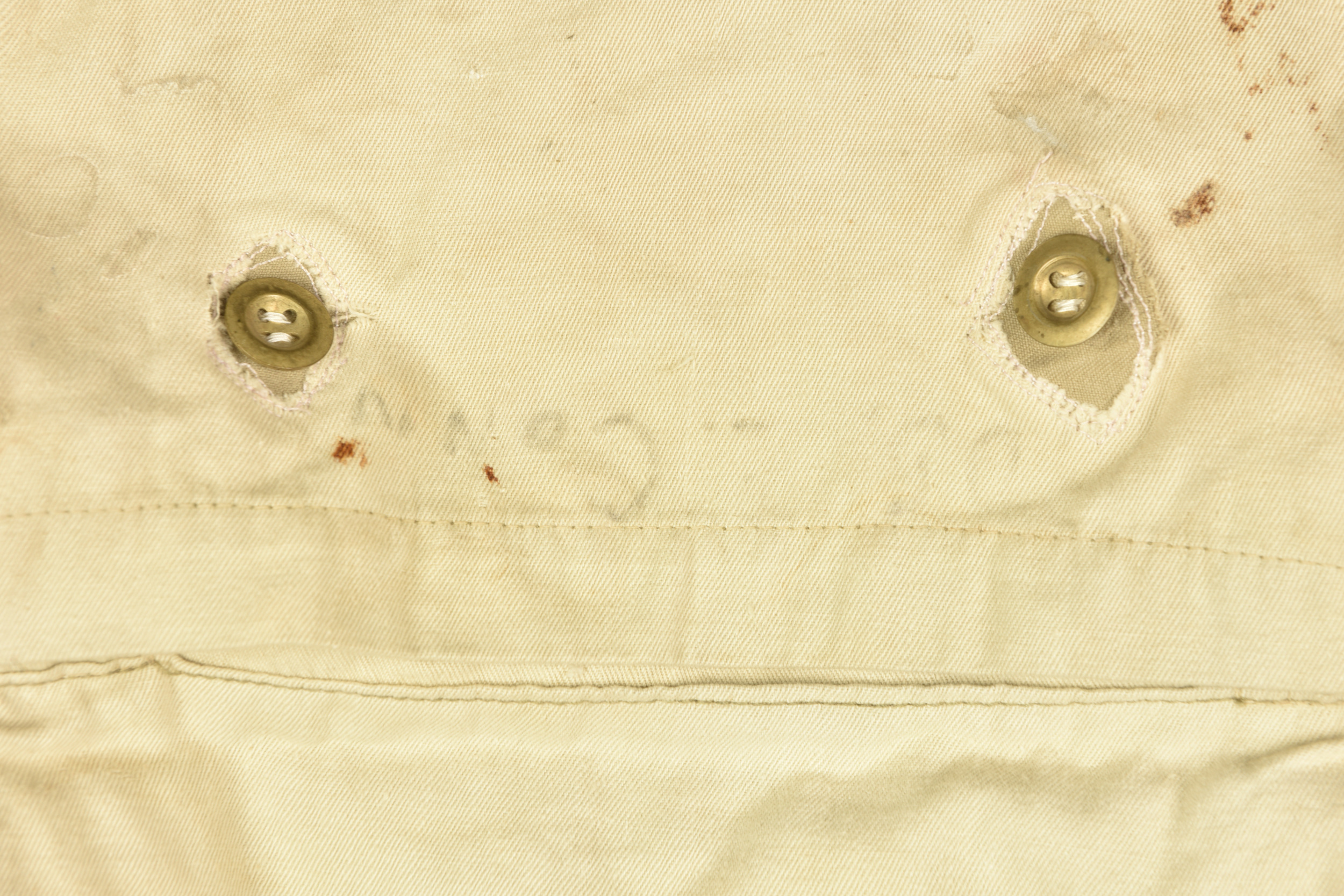 Cagoule anti gaz anglaise PH avec sa sacoche. British PH anti-gas hood with its haversack — photo 3