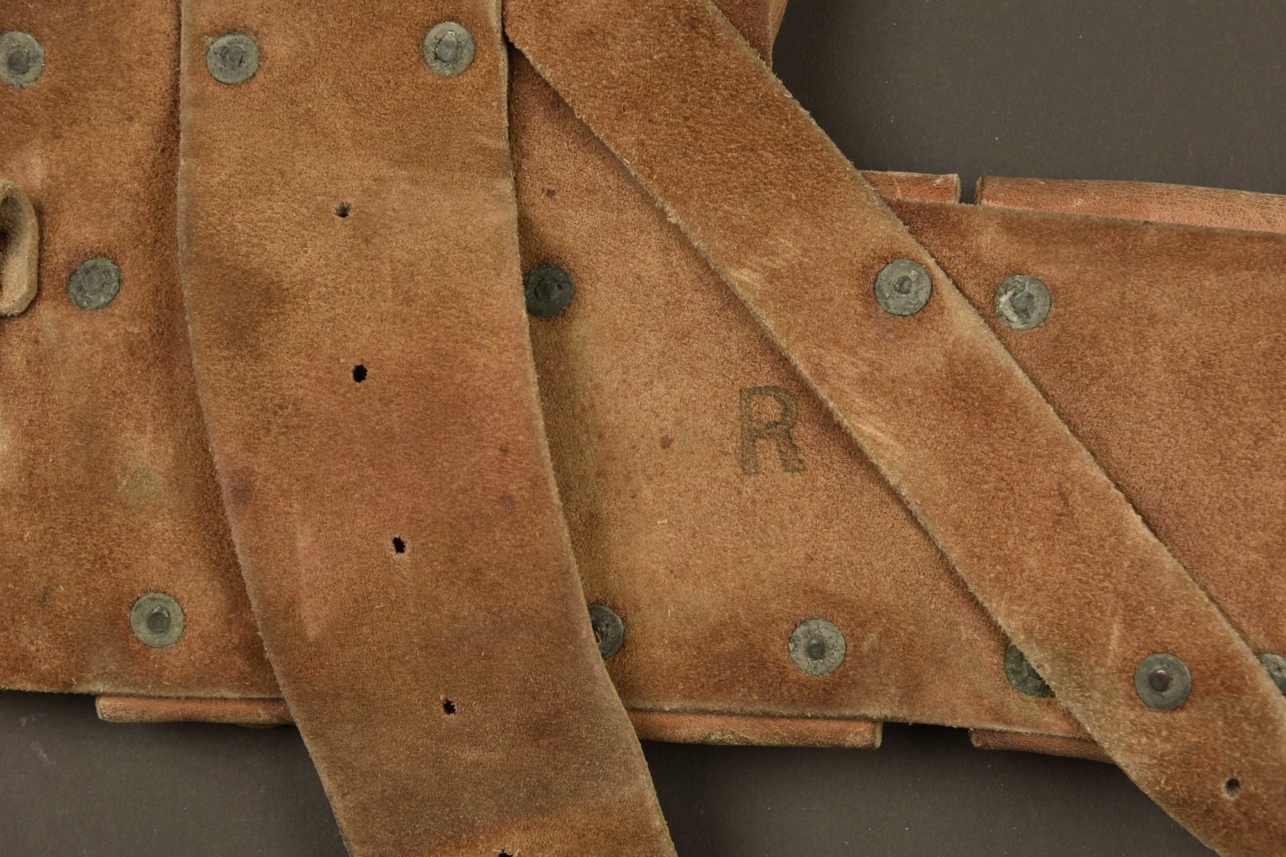 Paire de cartouchières australiennes pattern 1915. Pair of Australian Pattern 1915 ammunition pouches — photo 2