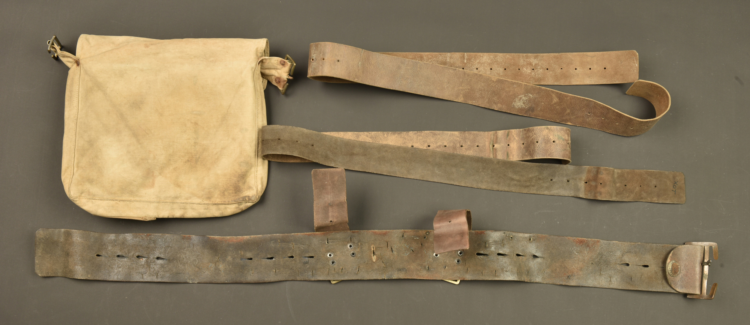 Ceinturon, bretelles et musette pattern 1915 australiens. Australian Pattern 1915 belt, braces and haversack — photo 4