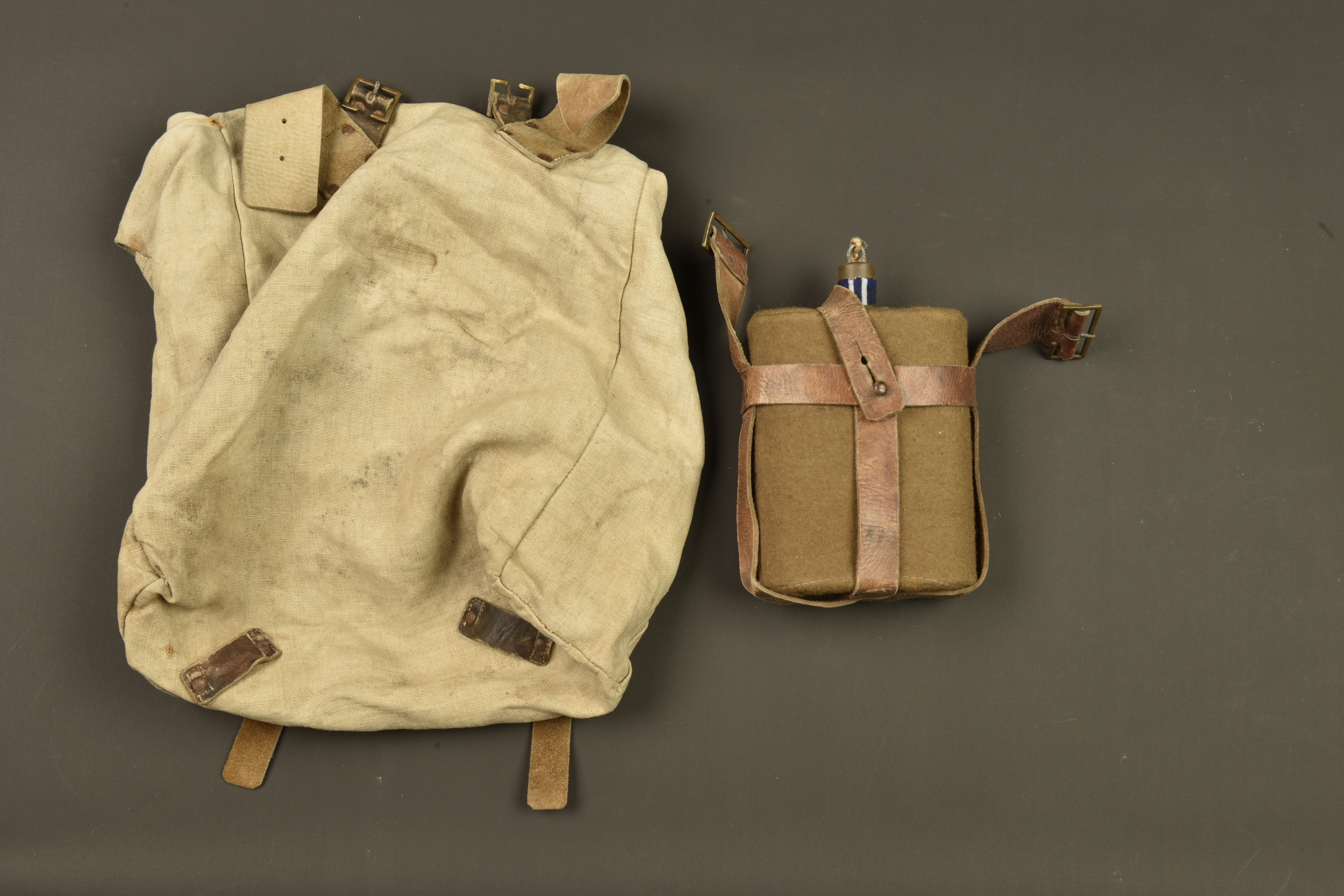 Sac à dos et bidon australiens pattern 1915. Australian Pattern 1915 backpack and canteen — photo 5