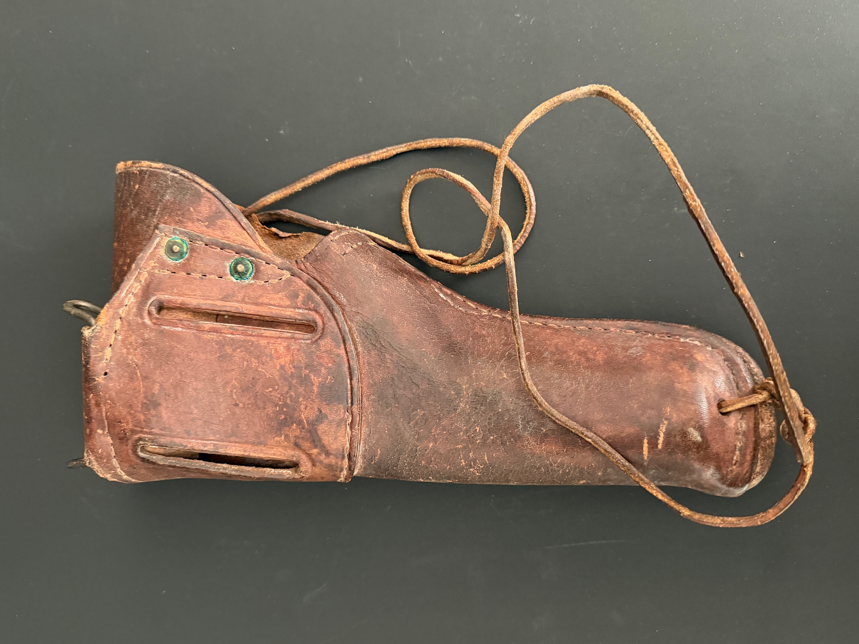 Etui de Colt M1911 US avec insigne USMC. US Colt M1911 holster with USMC insignia — photo 4