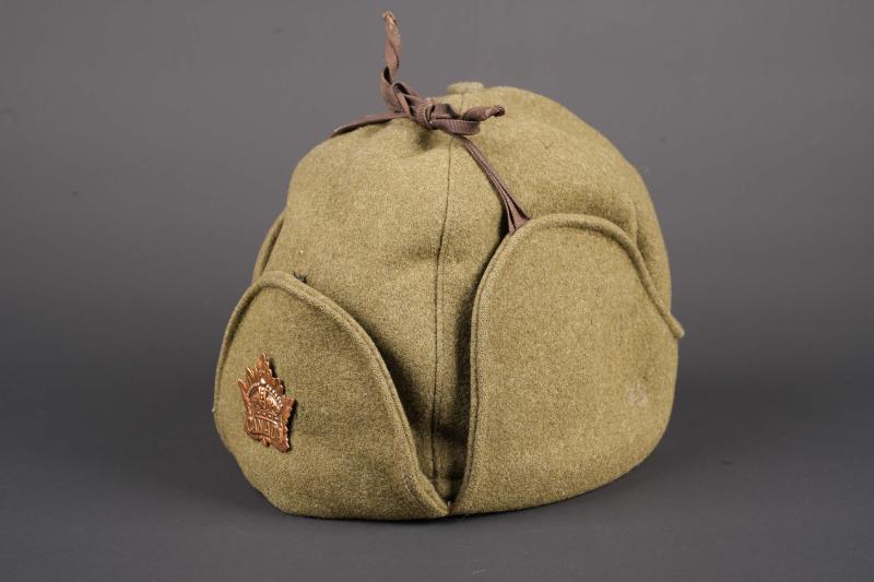 Bonnet canadien. Canadian cap.