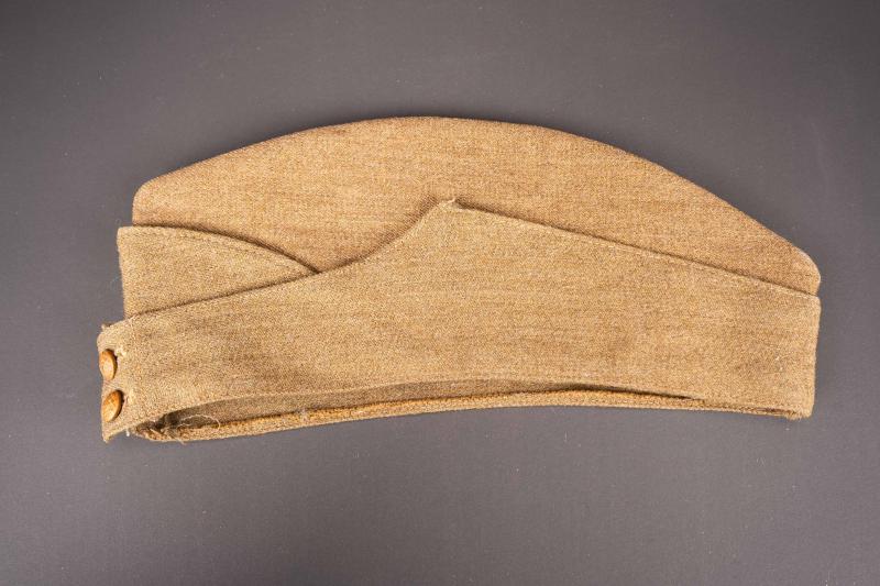 Calot britannique. British garrison cap.