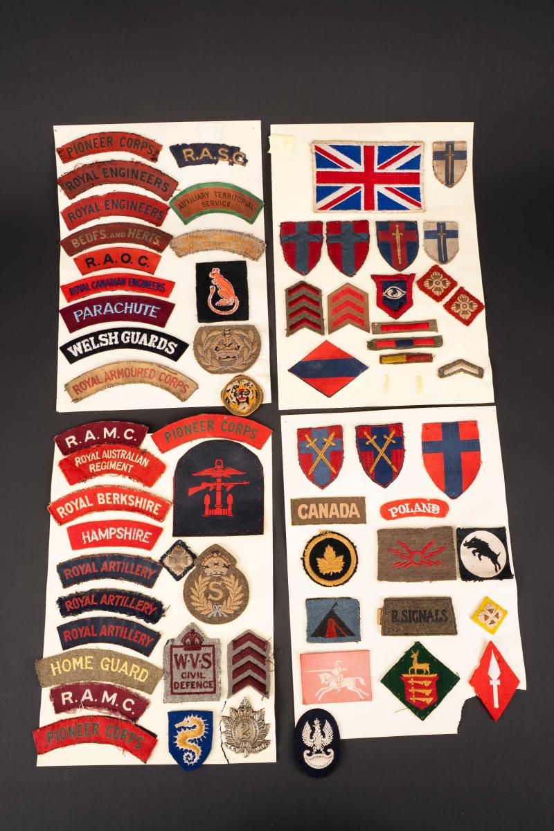 Titles britannique. British insignia.