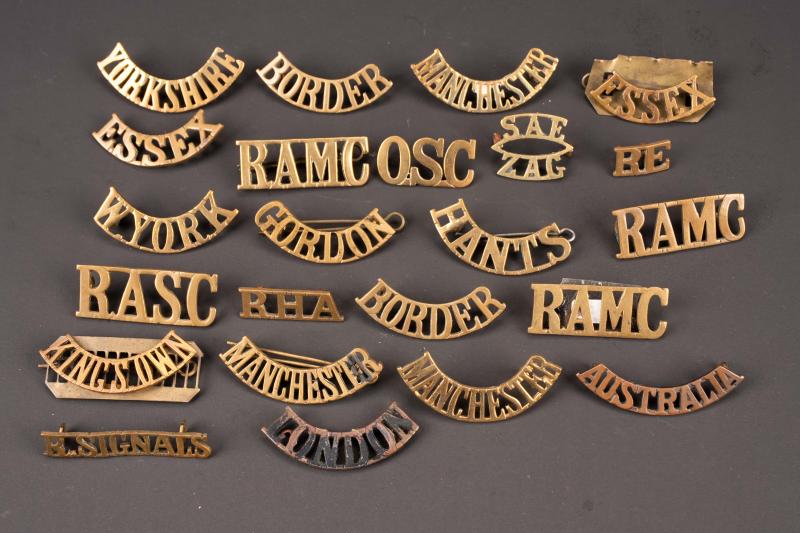 Insignes britannique. British insignias.