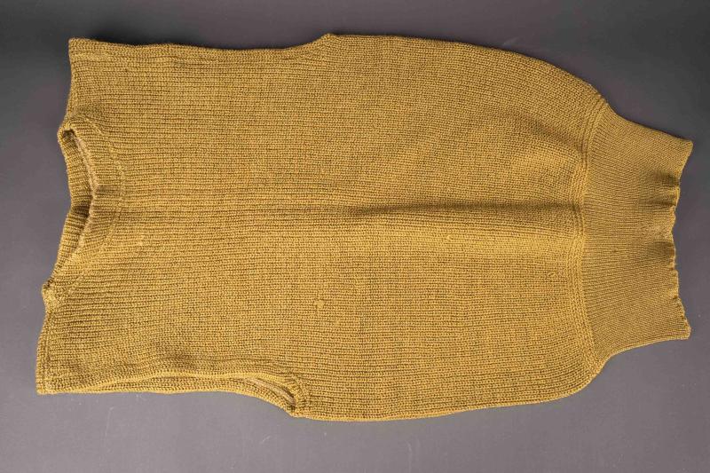 Pull sans manche US. US sleeveless sweater