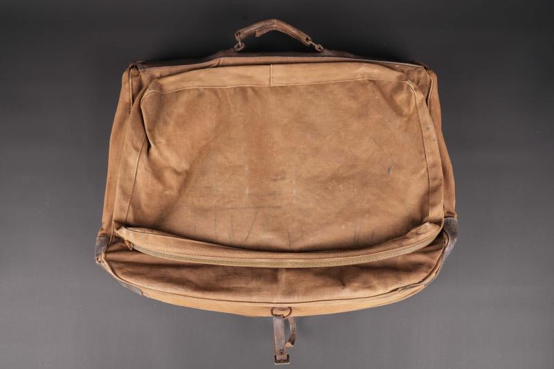 Valise US. US suitcase