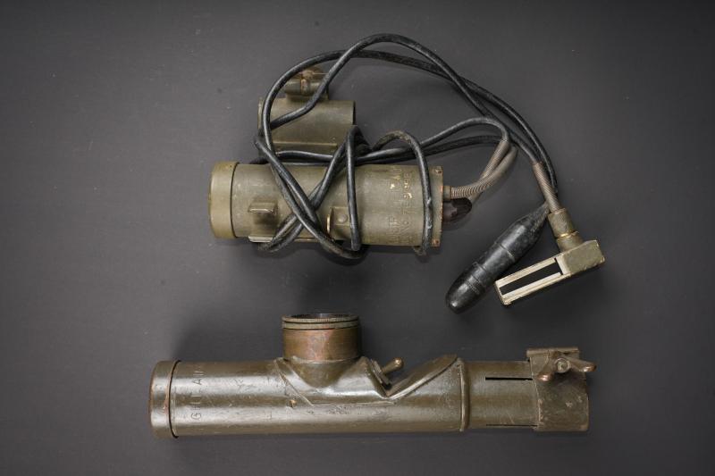 Lampes d'éclairage de canon US. US gun illumination lamps