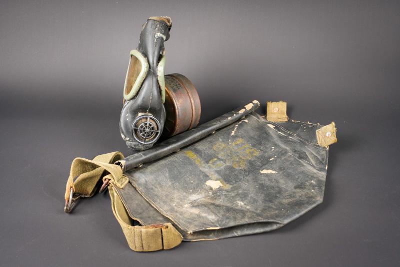 Masque anti-gaz d'assaut US. US Army assault gas mask.