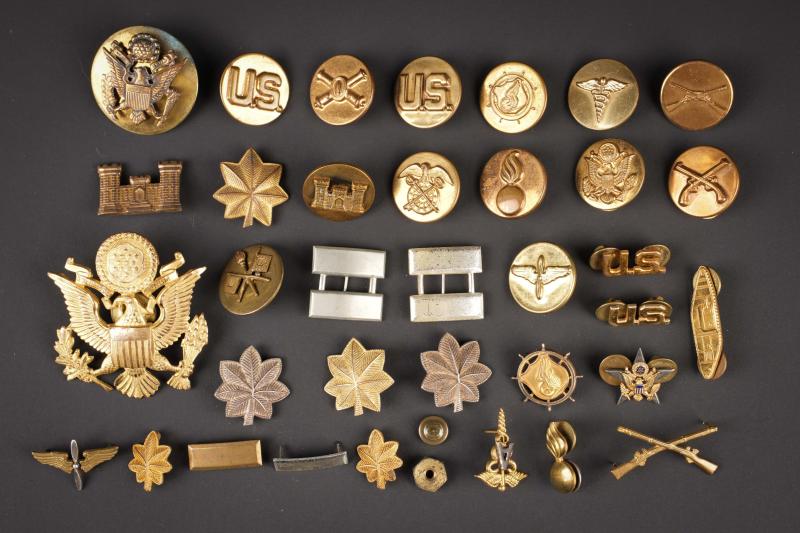 Insignes de col US. US Army insignia.