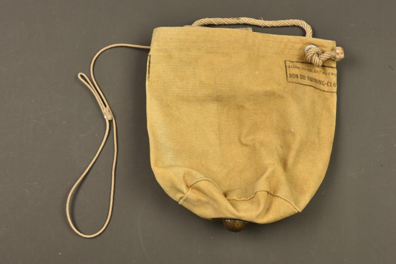 Douche de campagne française. French field shower