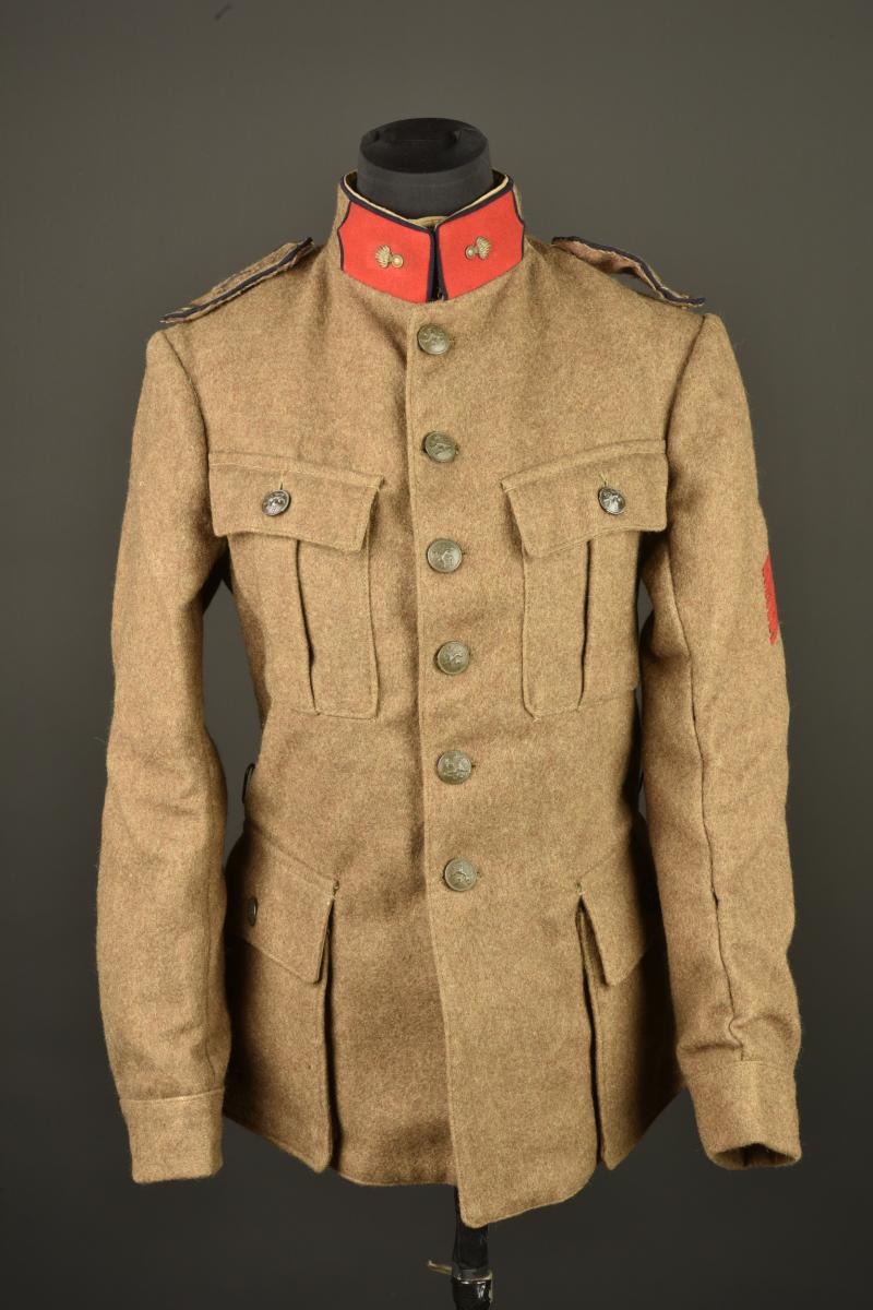 Tunique kaki de grenadier Belge. Belgian Grenadier khaki tunic